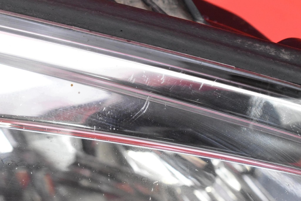 REFLEKTOR right light front EU TOYOTA RAV4 2 II 00-03