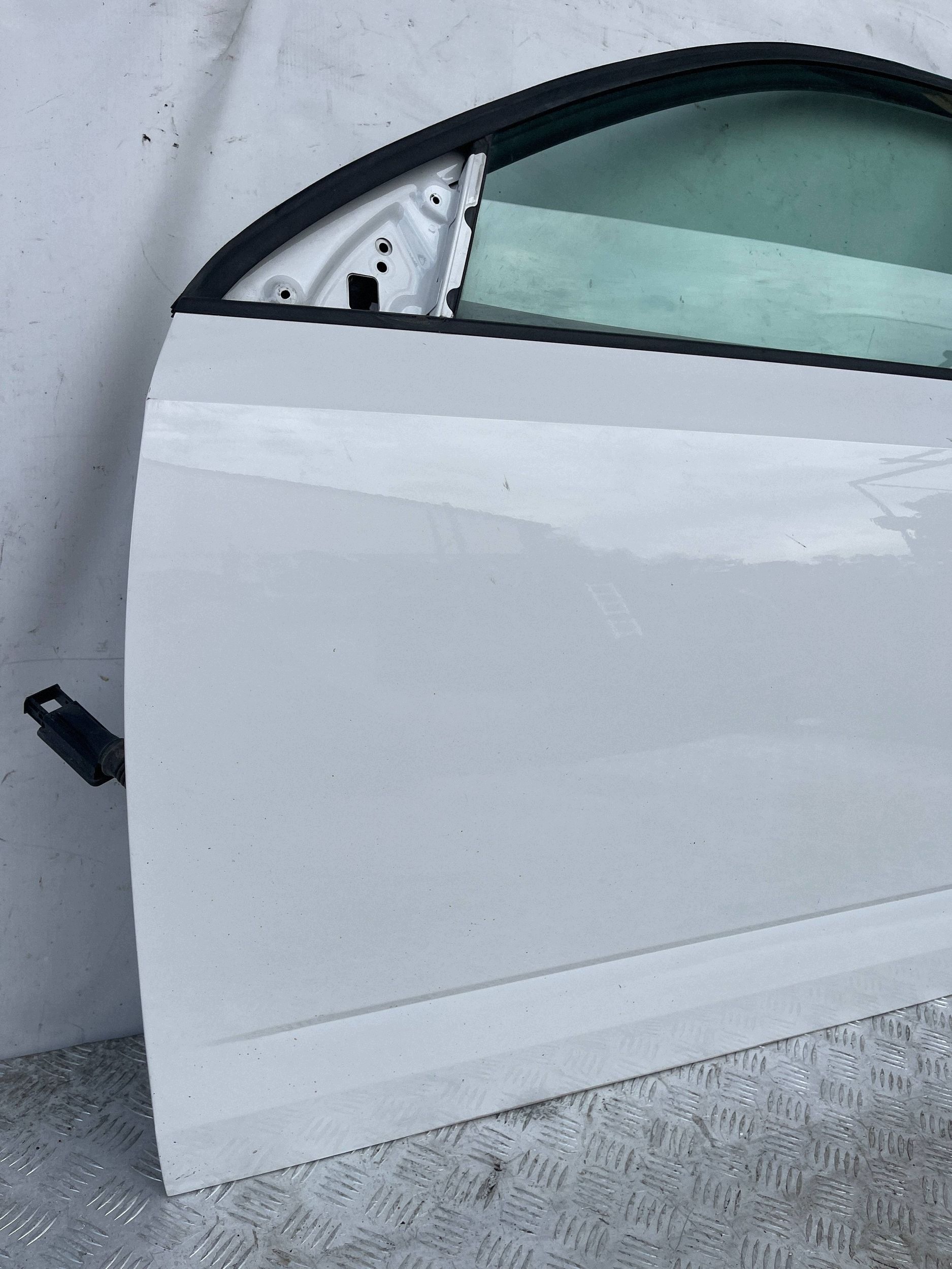 door front front left left SKODA OCTAVIA 3 III 12- LF9E