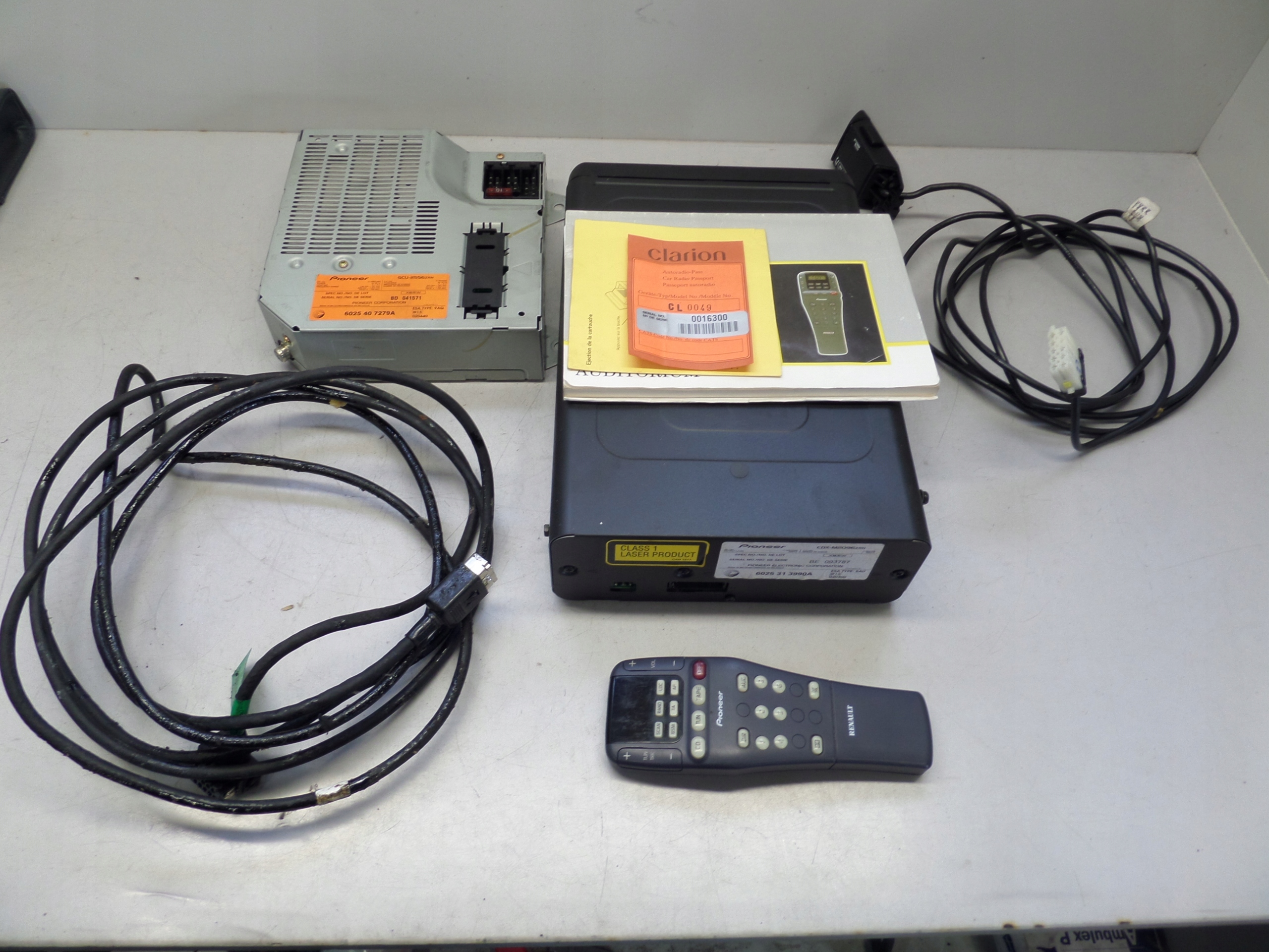 RADIO ZMIENIARKA ESPACE III 96 02 KOMPLET