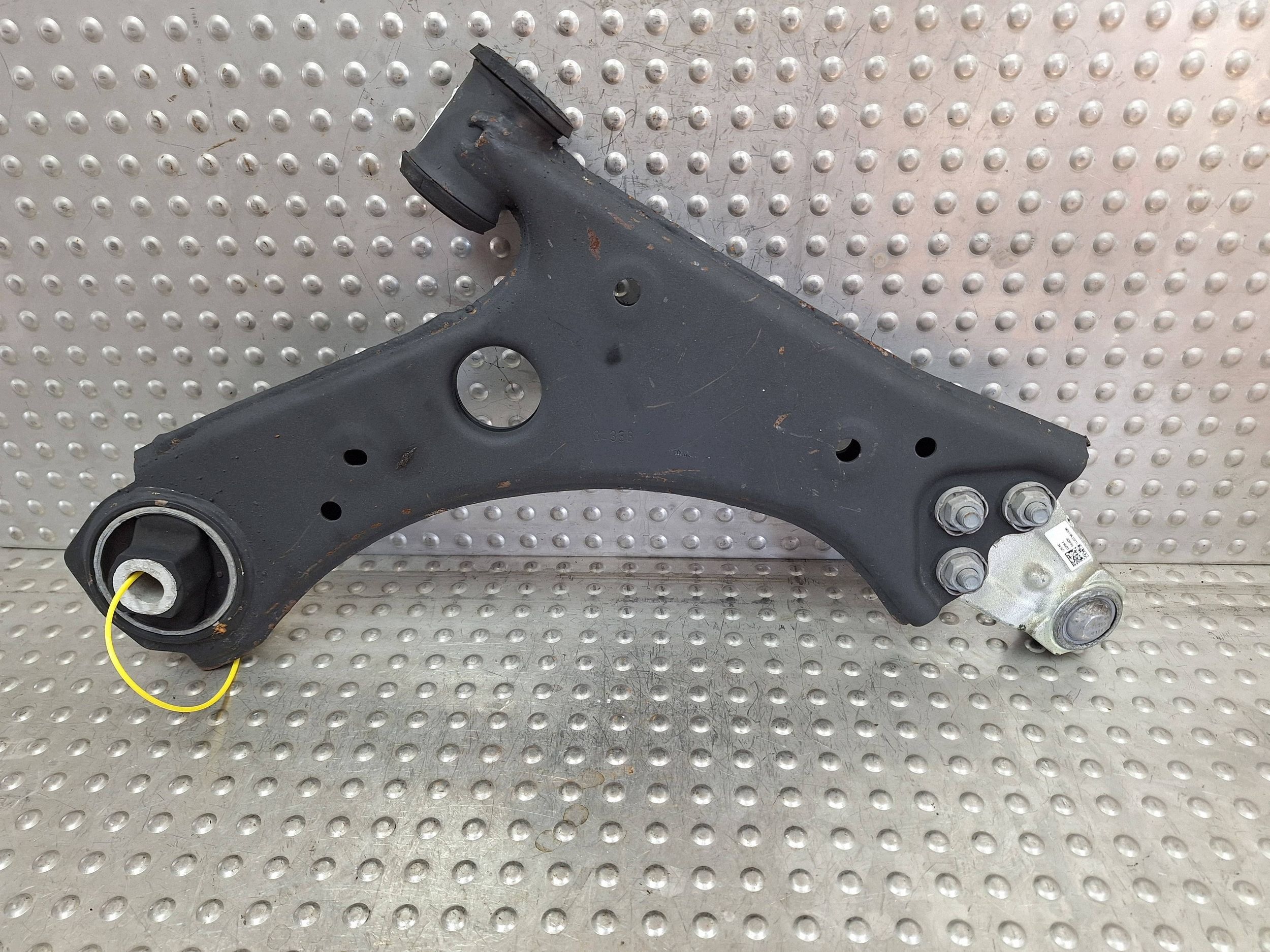 vilica lijevi prednji dio JEEP COMPASS II 17-21