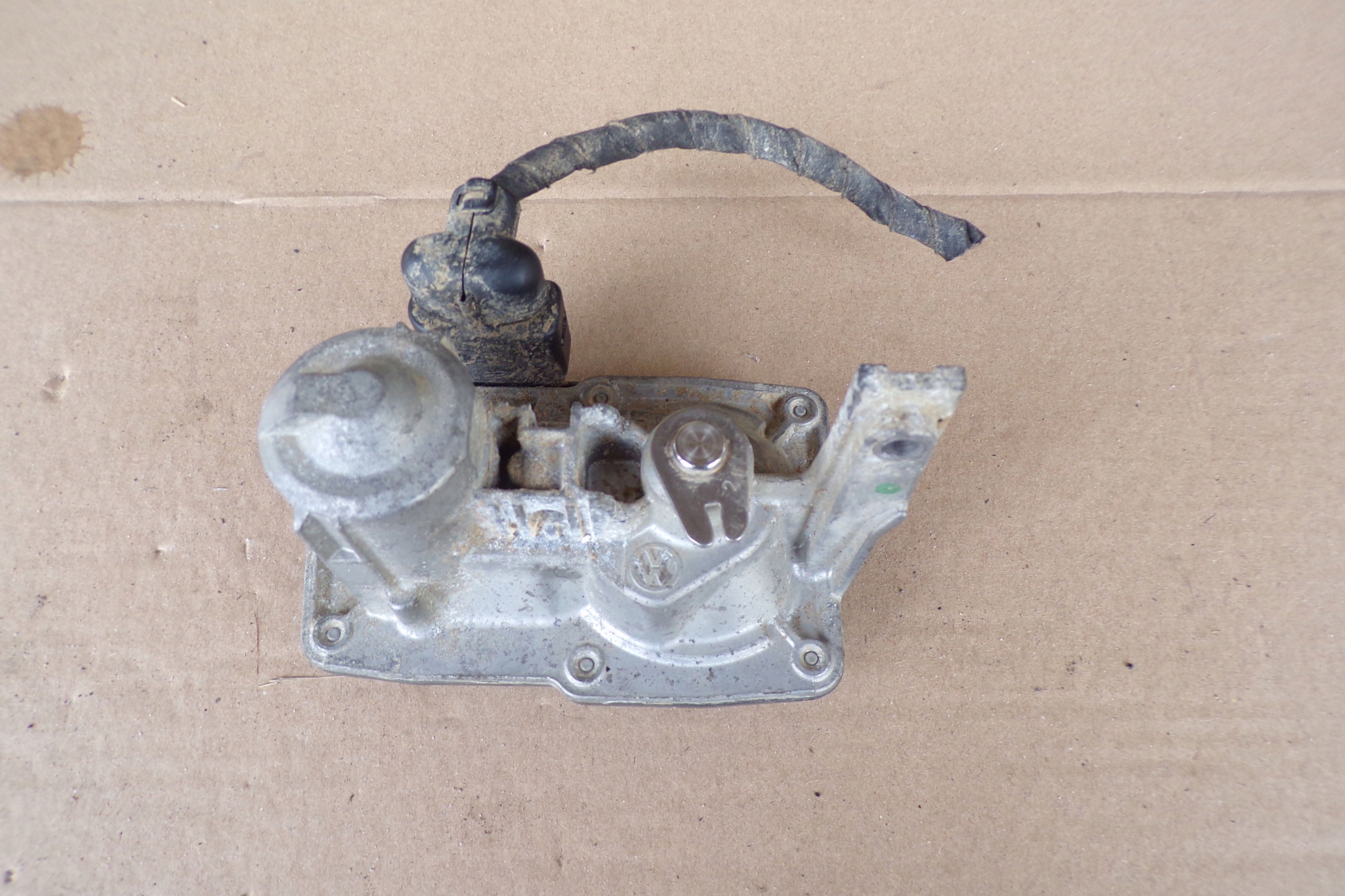 PRZEPUSTNICA SPALIN 3Q0253691K VW AUDI 2.0TDI Producent części Volkswagen OE