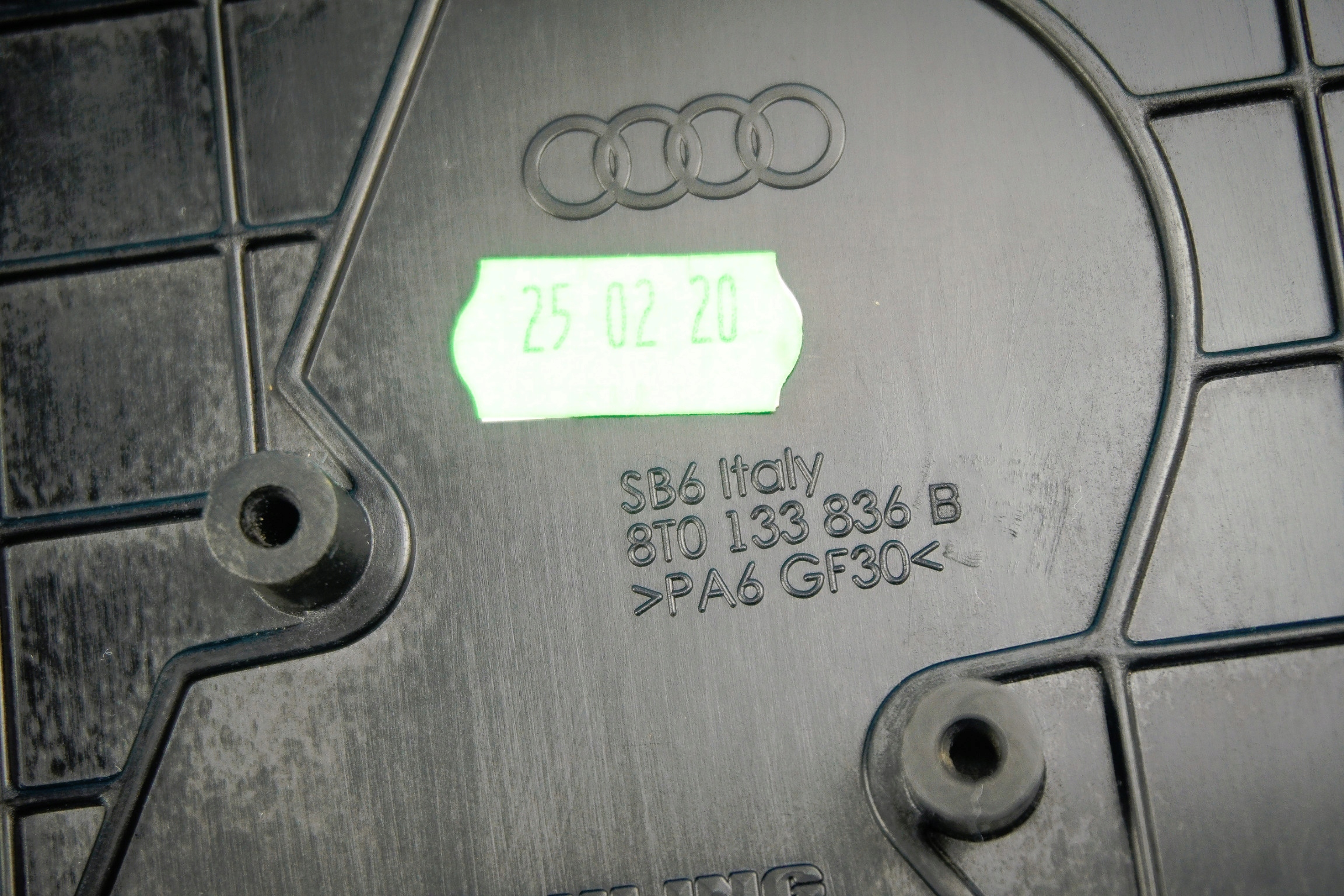 Gehäuse filter luft rechts Audi RS4 8K RS5 8T 8T0133836B
