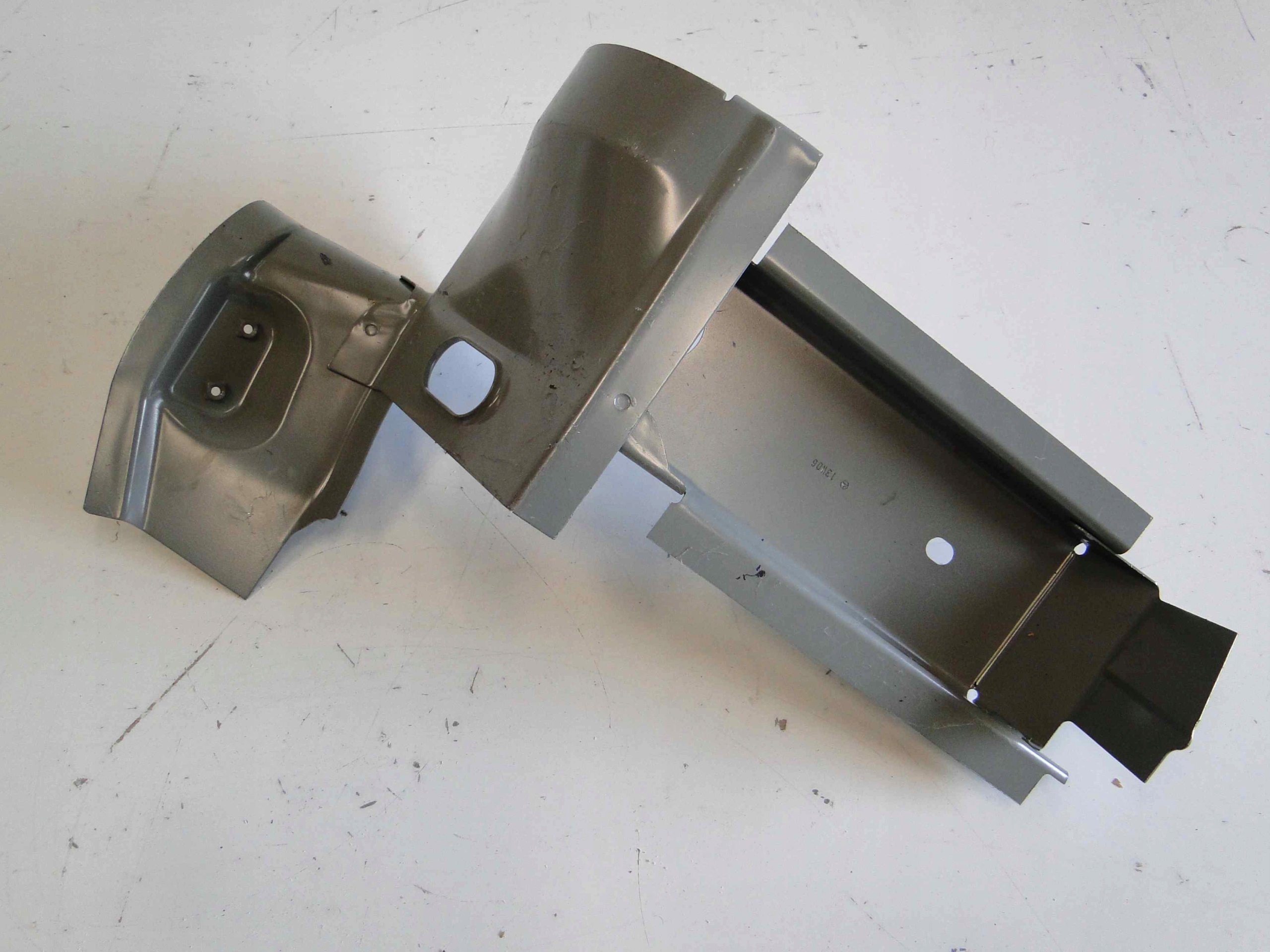 MERCEDES VITO V KLASA W448 448 RAMA DOL SLUPKA D Parts manufacturer Mercedes Benz original OE