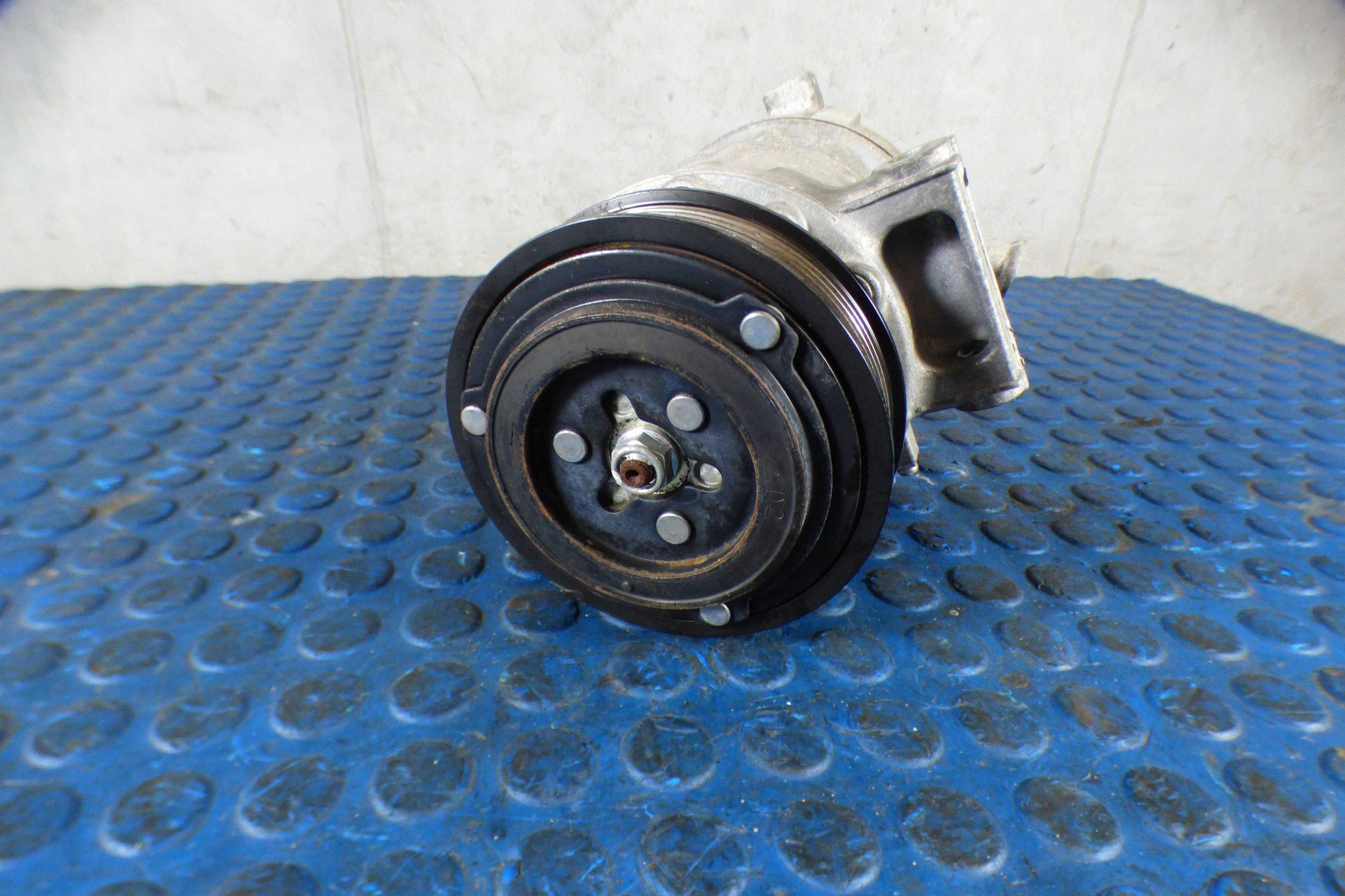 Opel Astra K V 1.6 CDTI compressor; compressor of the air conditioning 39034464 st.BDB