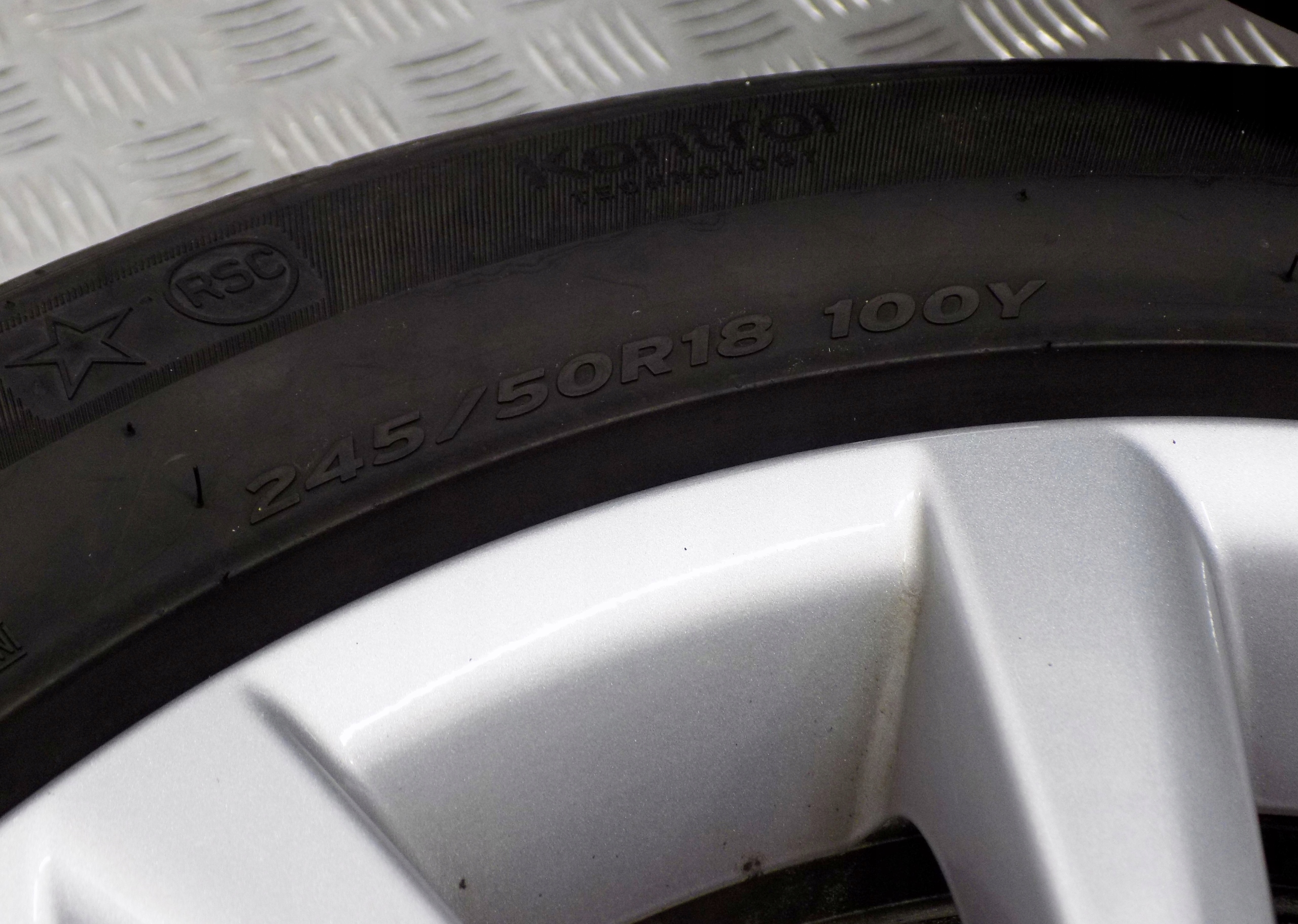 BMW G11 G12 discs aluminium 18 CALI 6867338