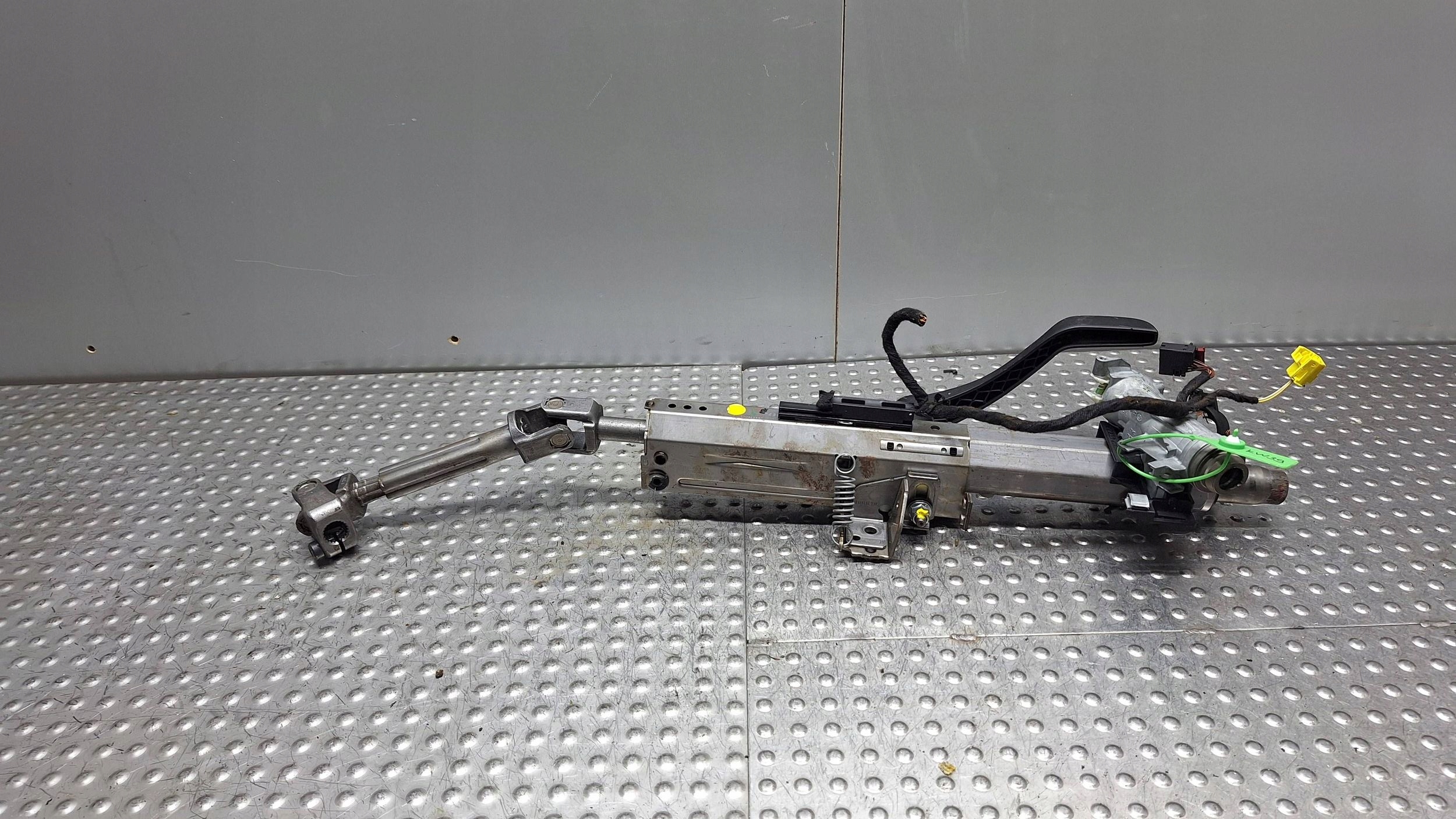 steering wheel rod 6R1419502D AUDI A1 8X