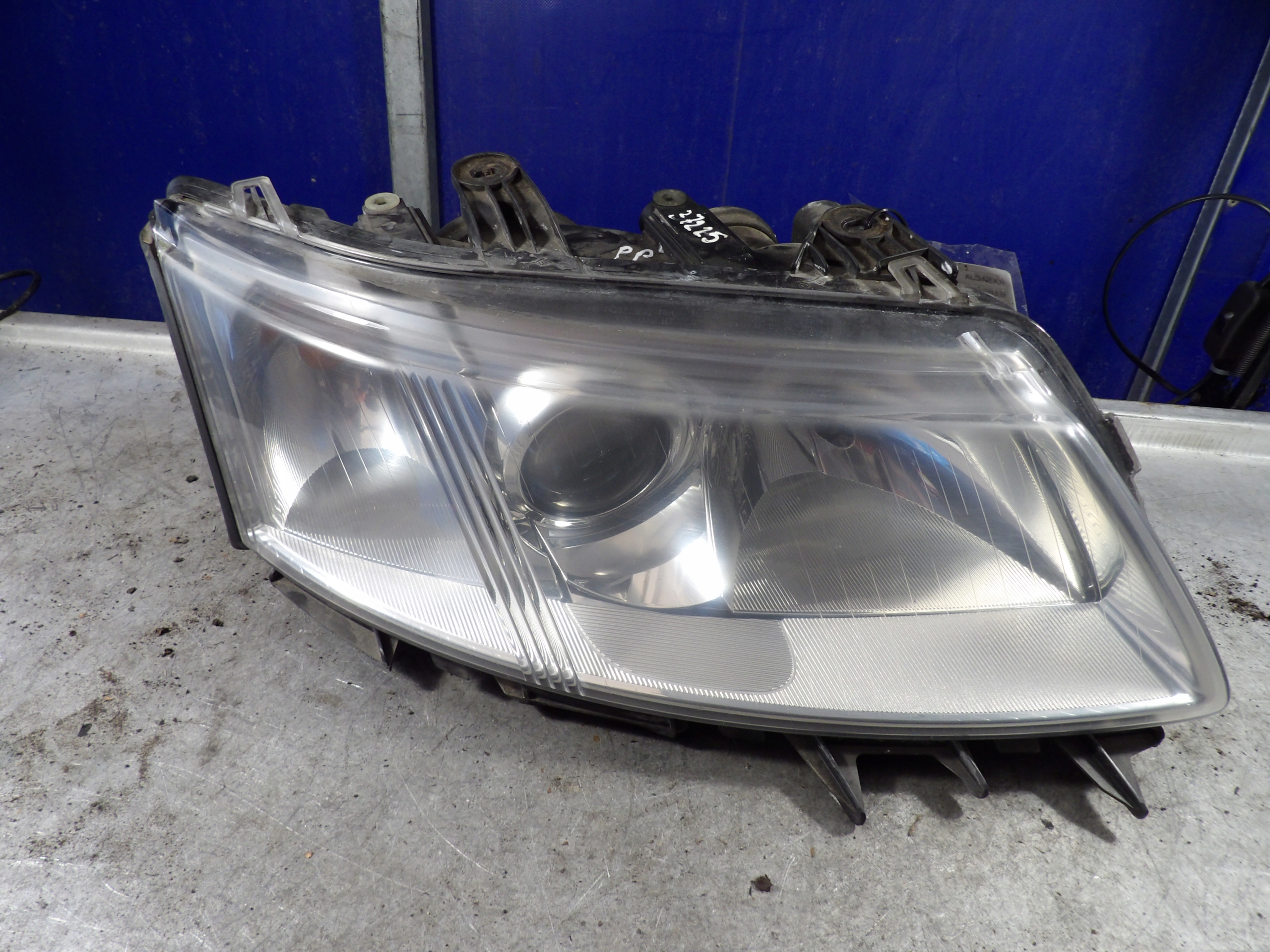 Saab 9-3 II light front right