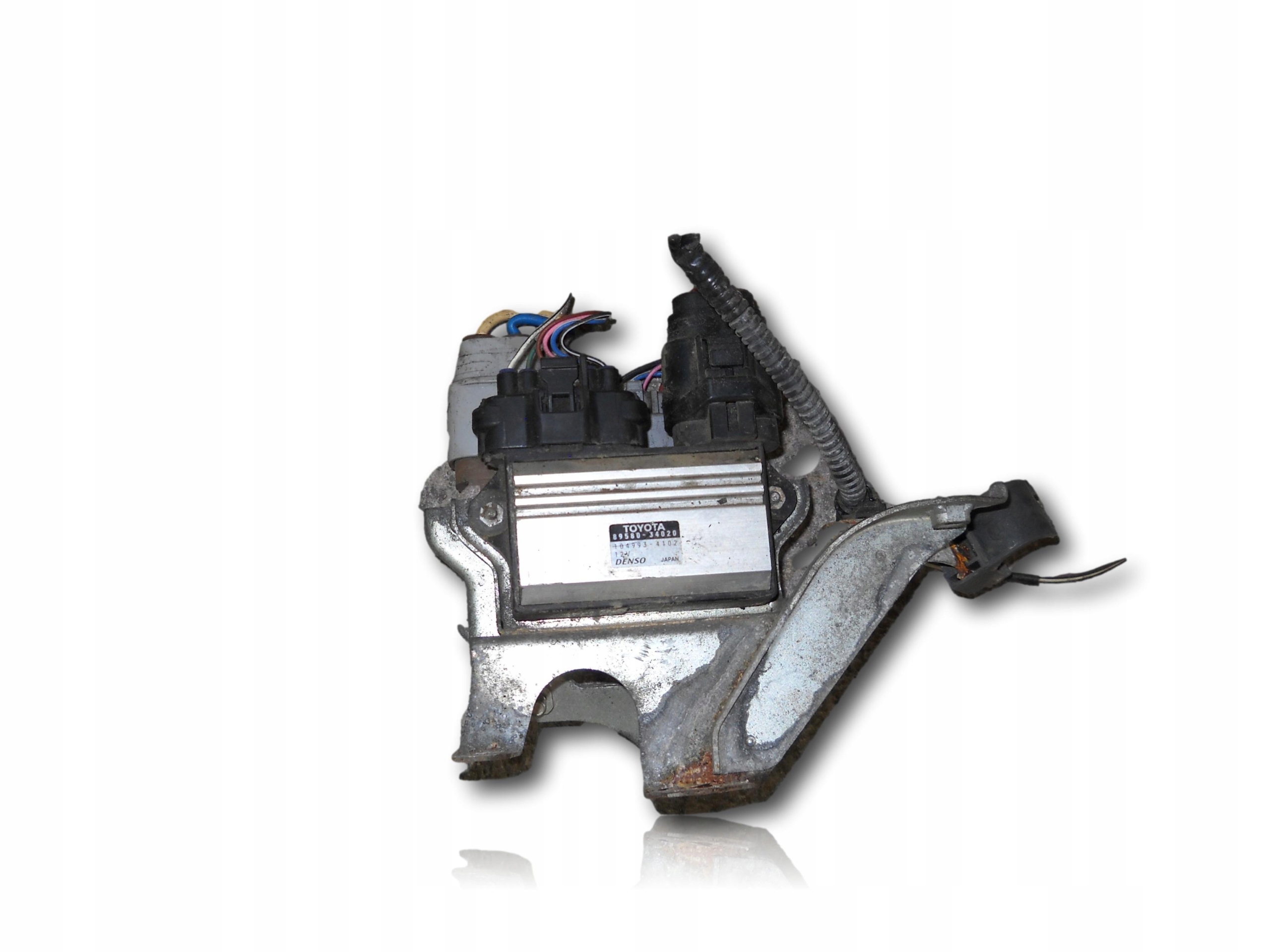 Moduł chłodnicy Toyota Tundra 07- 5.7 89580-34020