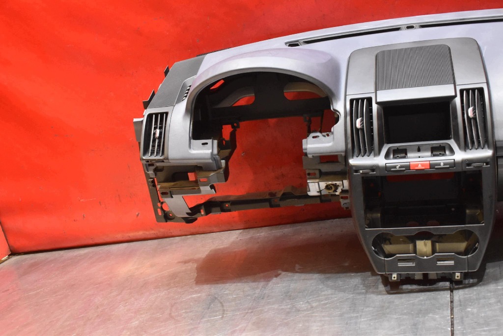 dashboard instrument panel console cockpit airbag EU LAND ROVER FREELANDER 2 II L359