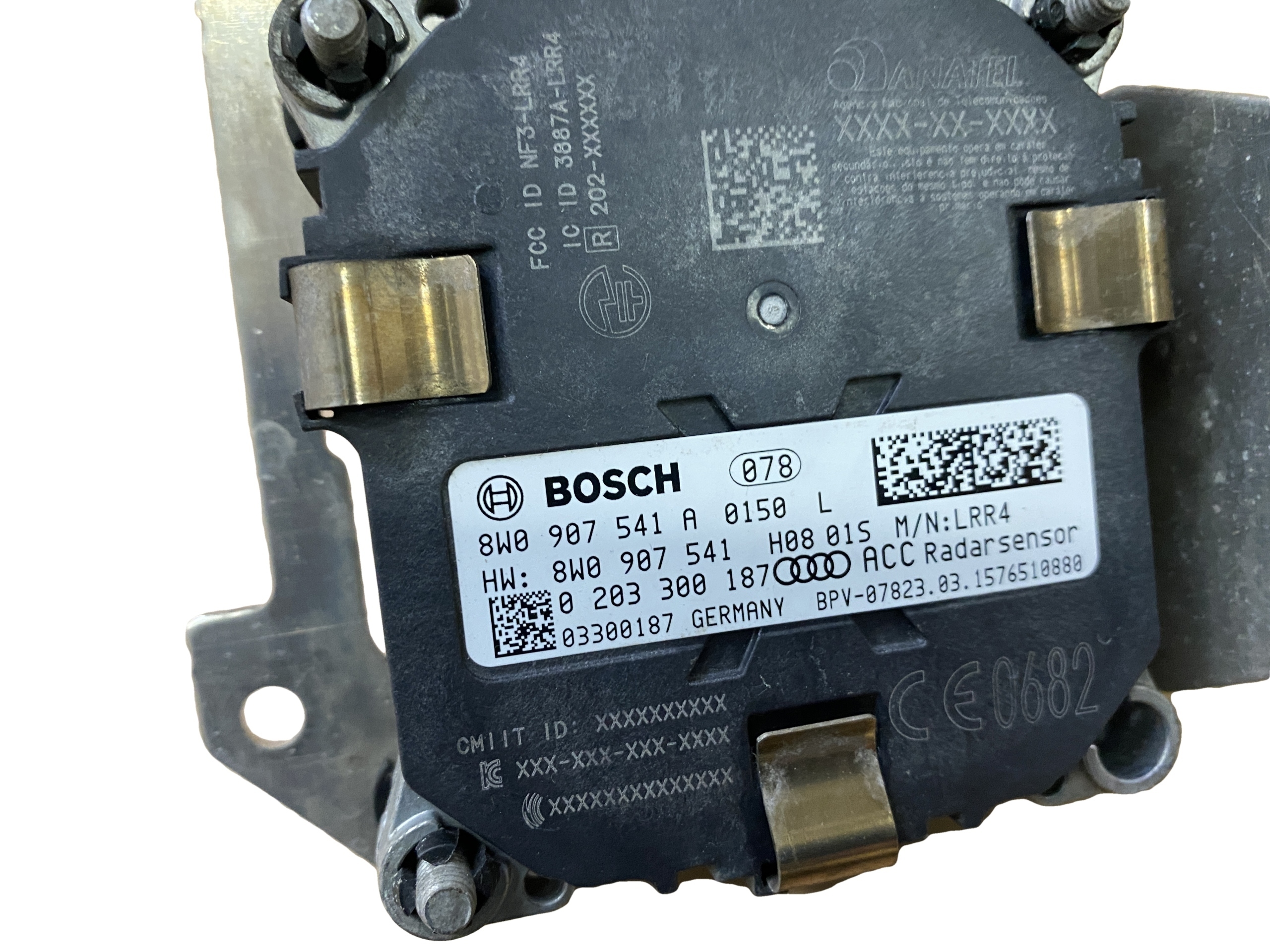 AUDI A4 A5 8W RADAR ACC DISTRONIC left 8W0907541A