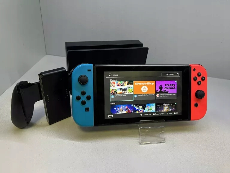 Switch本体 HAC-001 2020年製 Nintendo Switch 本体 2020 HAC-001 (－01) Amazon.com: Nintendo