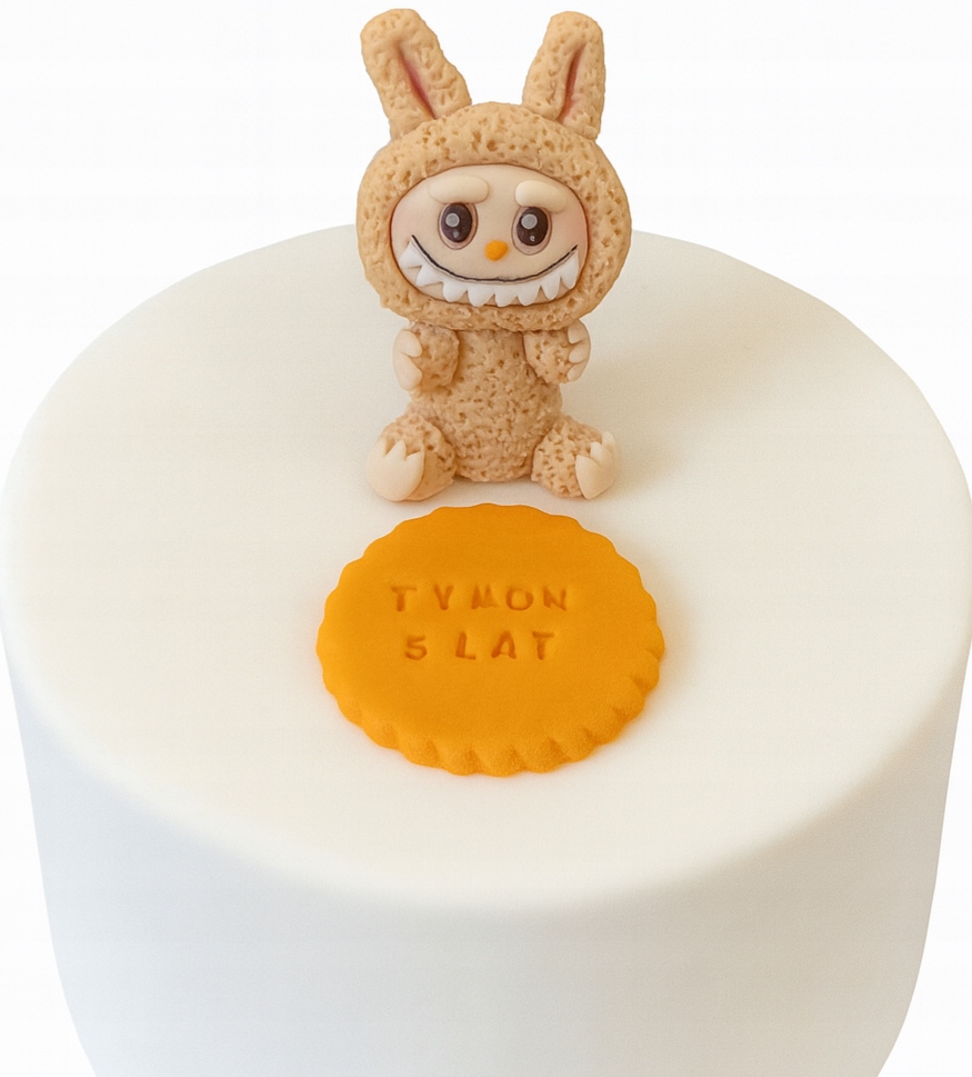 Levně Labubu cukrová figurka, štítek s nápisem – dekorace na dort