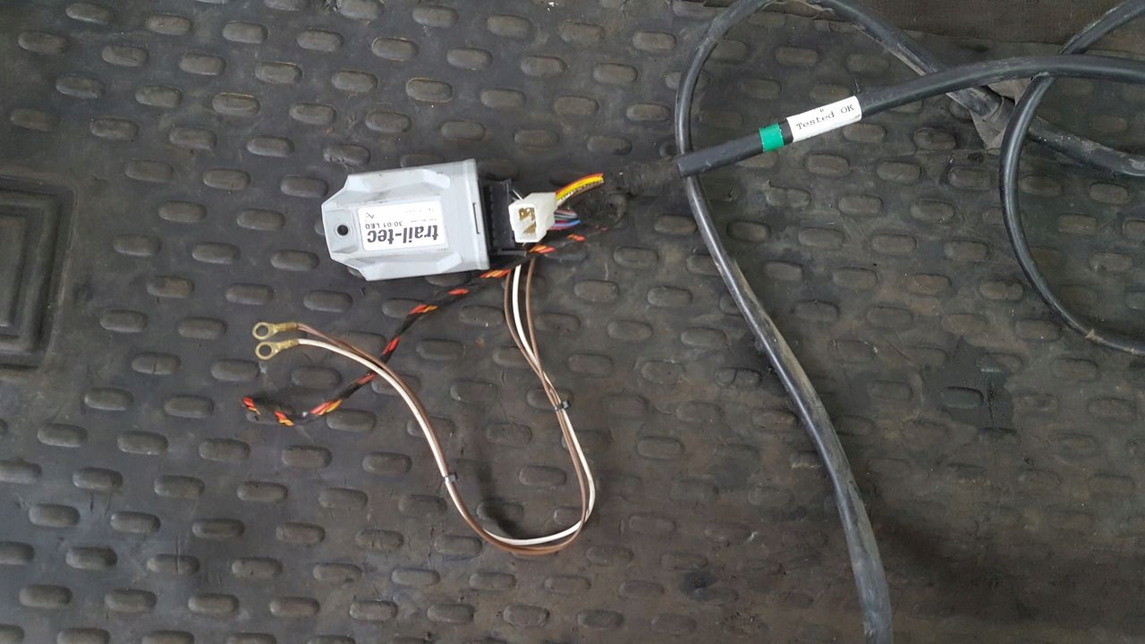 tow VW Touran LIFT