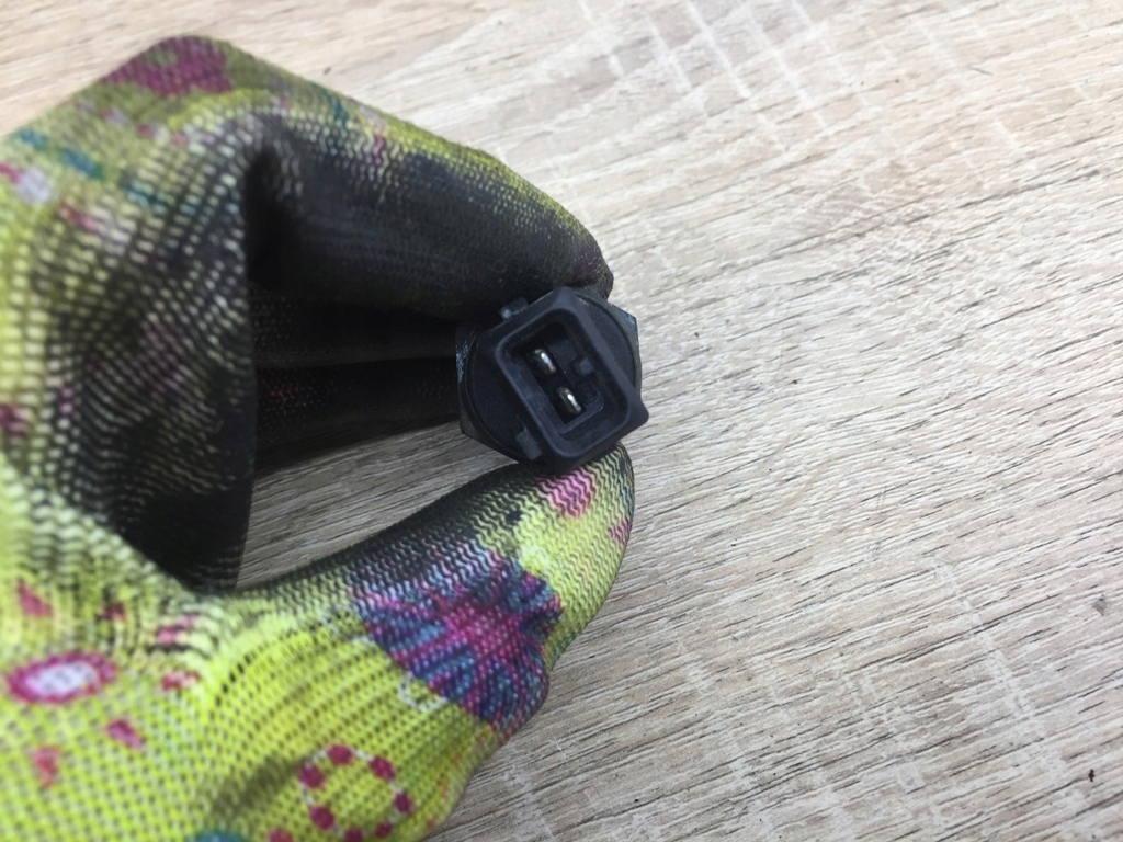 BMW OE 13 62 1 433 076 Датчик, температуры охлаждающей жидкости