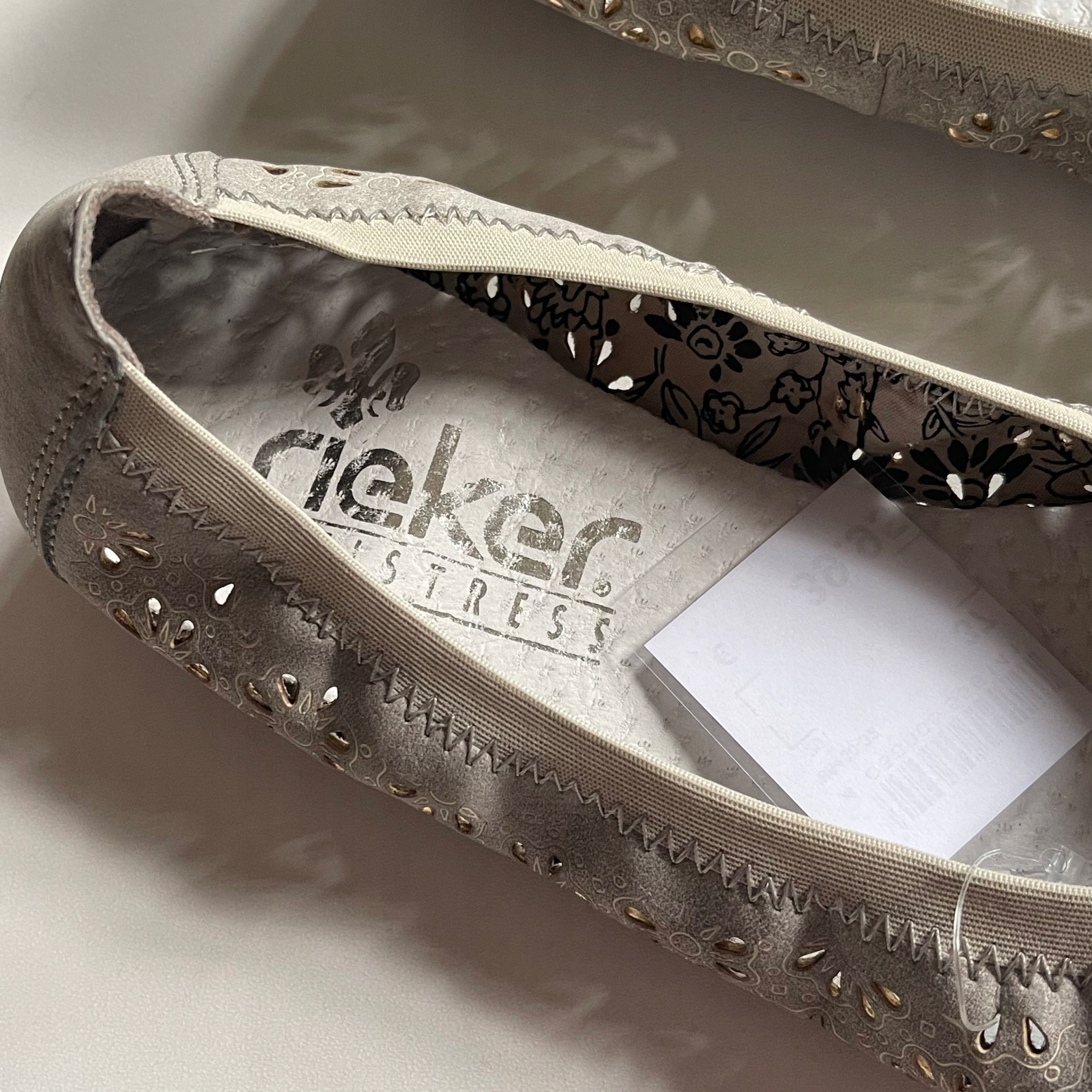 RIEKER Balerinki Ażurowe wWycięcia Skóra 37 Marka Rieker