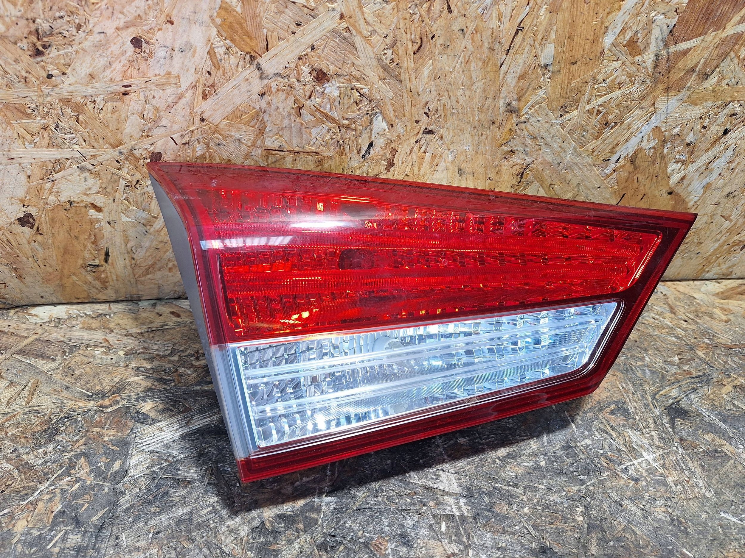 light rear part left to the bonnet HYUNDAI IX20 10-15