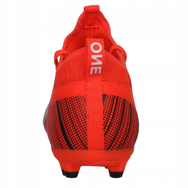 BUTY PIŁKARSKIE KORKI PUMA J2 FG 105647-01 R.40 Marka Puma