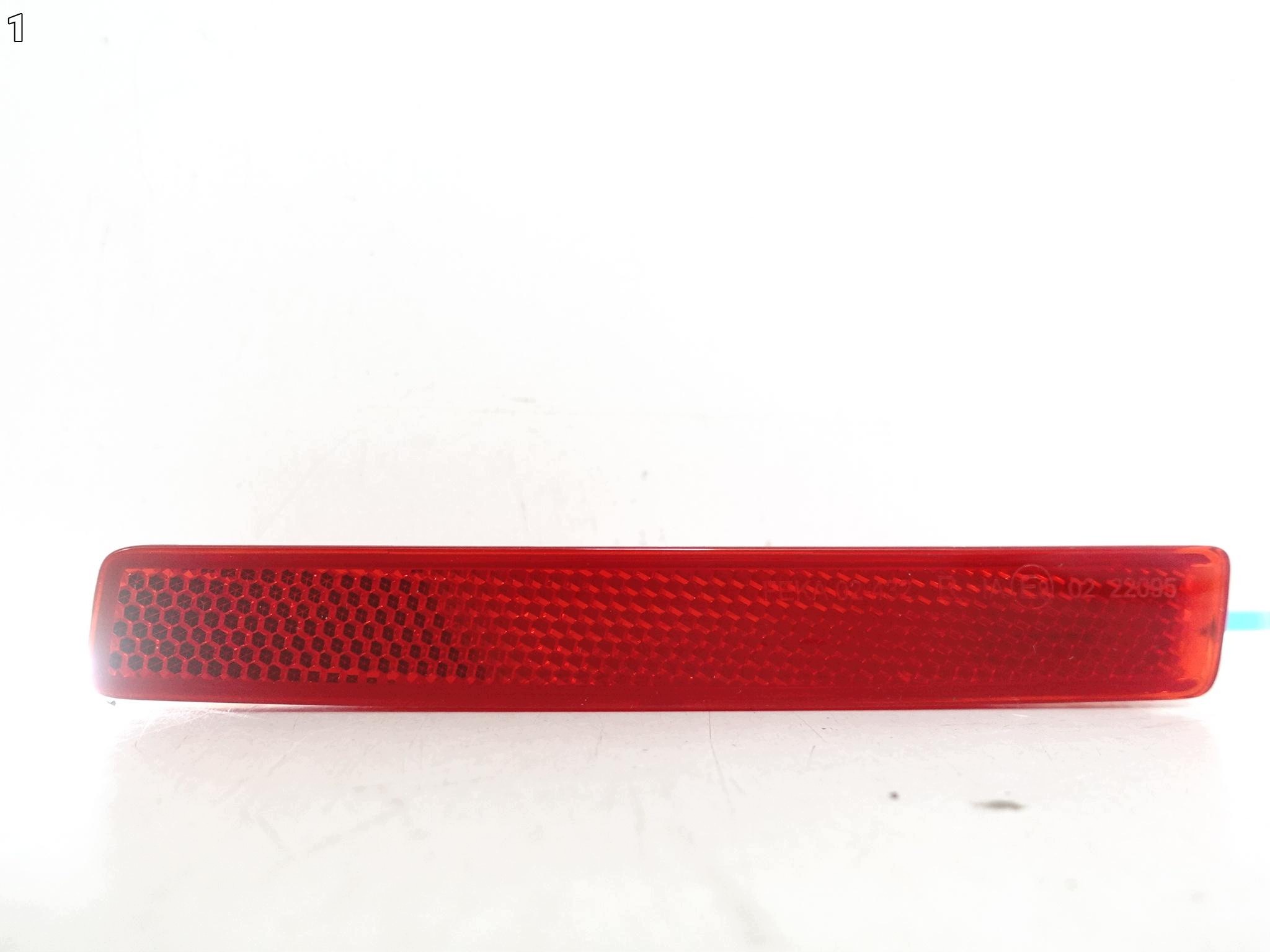 TOYOTA COROLLA E21 XII KOMBI 18- ODBLASK light W bumper rear part right ORG