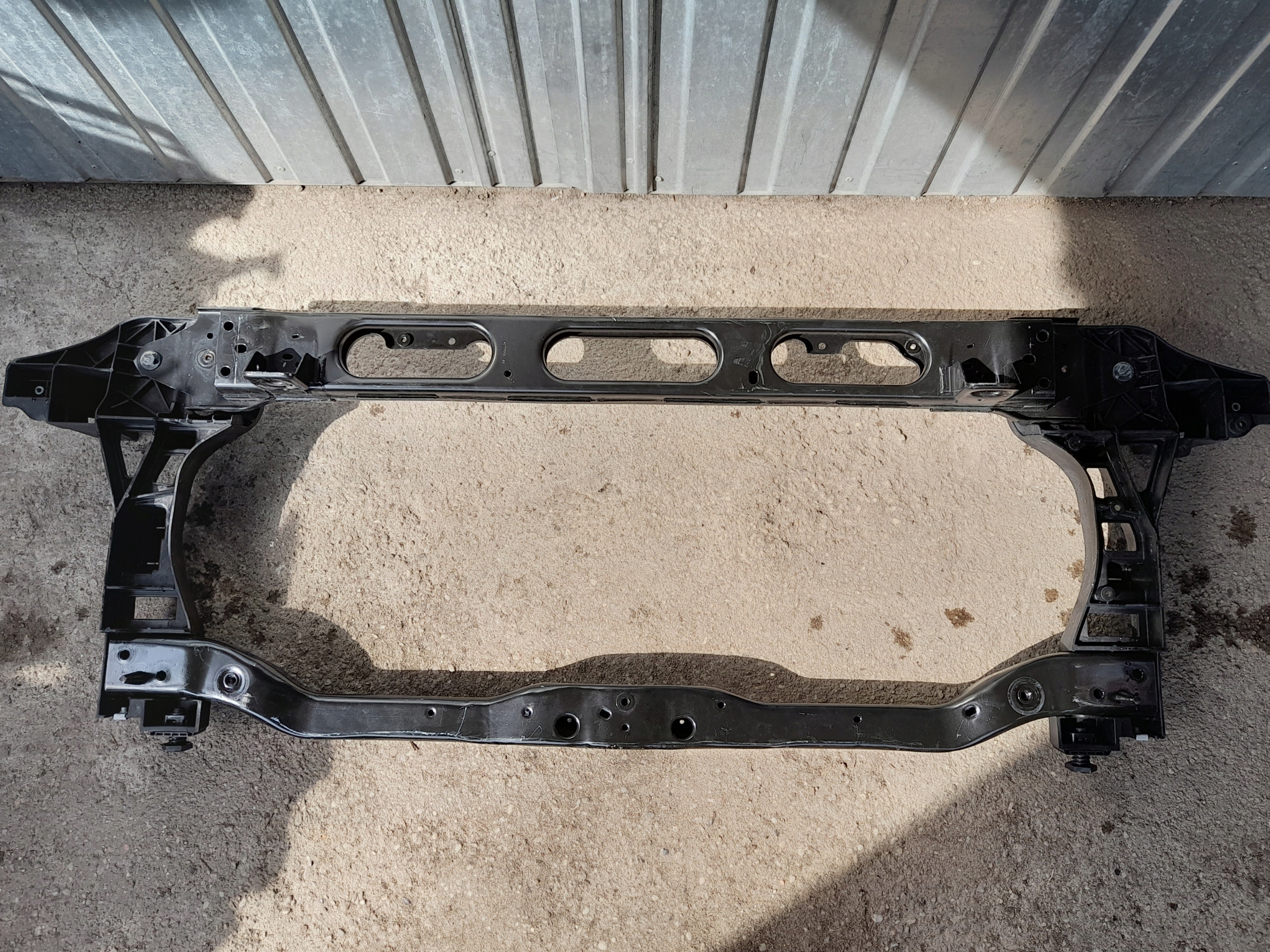 PAS PRZÓD DODGE RAM IV 2008-2010