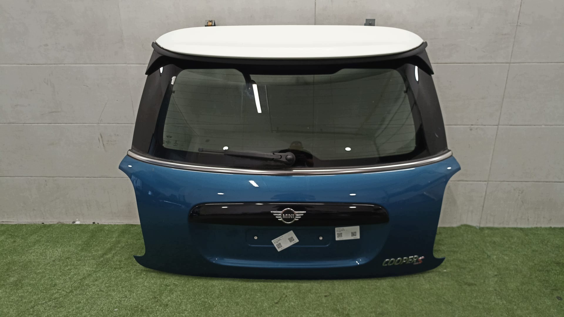 MINI F56 boot door boot KAMERA colour C2M