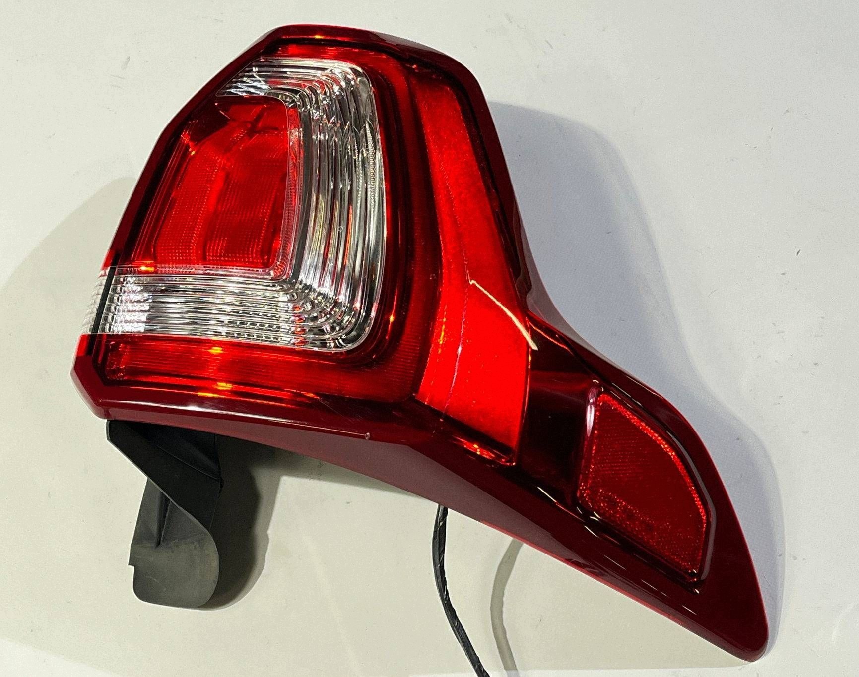 light rear rear part left original Ford Explorer V lift 2016-2019