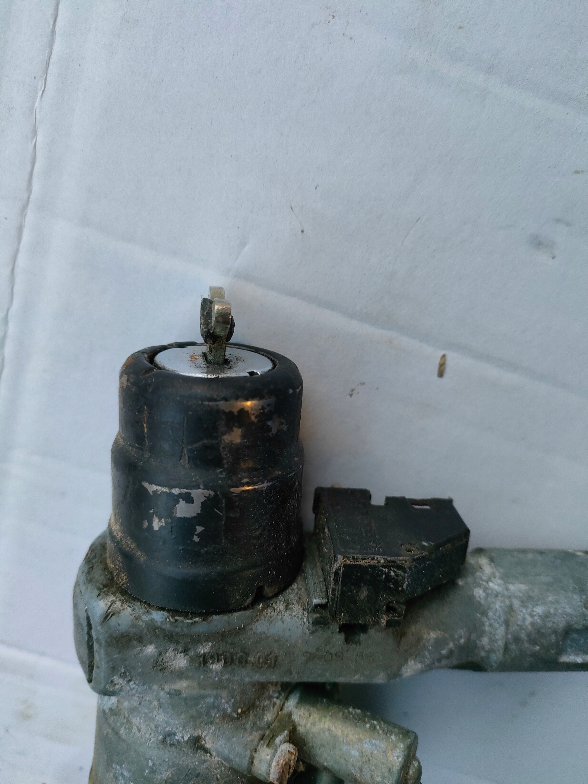 Mercedes w124 diesel ignition key 3,0d 2,5d 2,0d 2,5td 3,0td manual