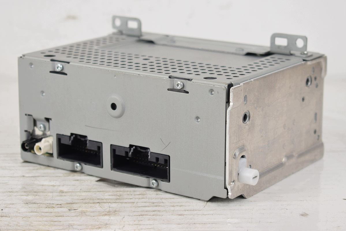 RADIO Navigation * FORD F1BT-18C815-LP