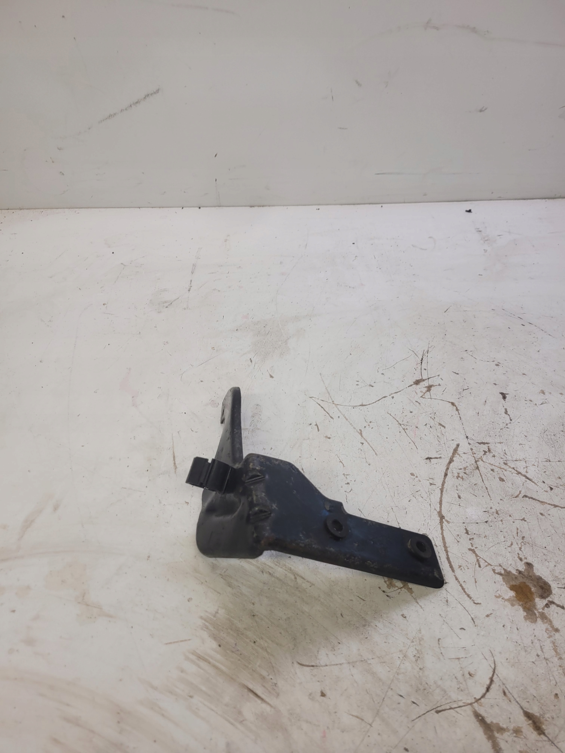 holder radiator AUDI A4 S4 B6 B7 8E0121264