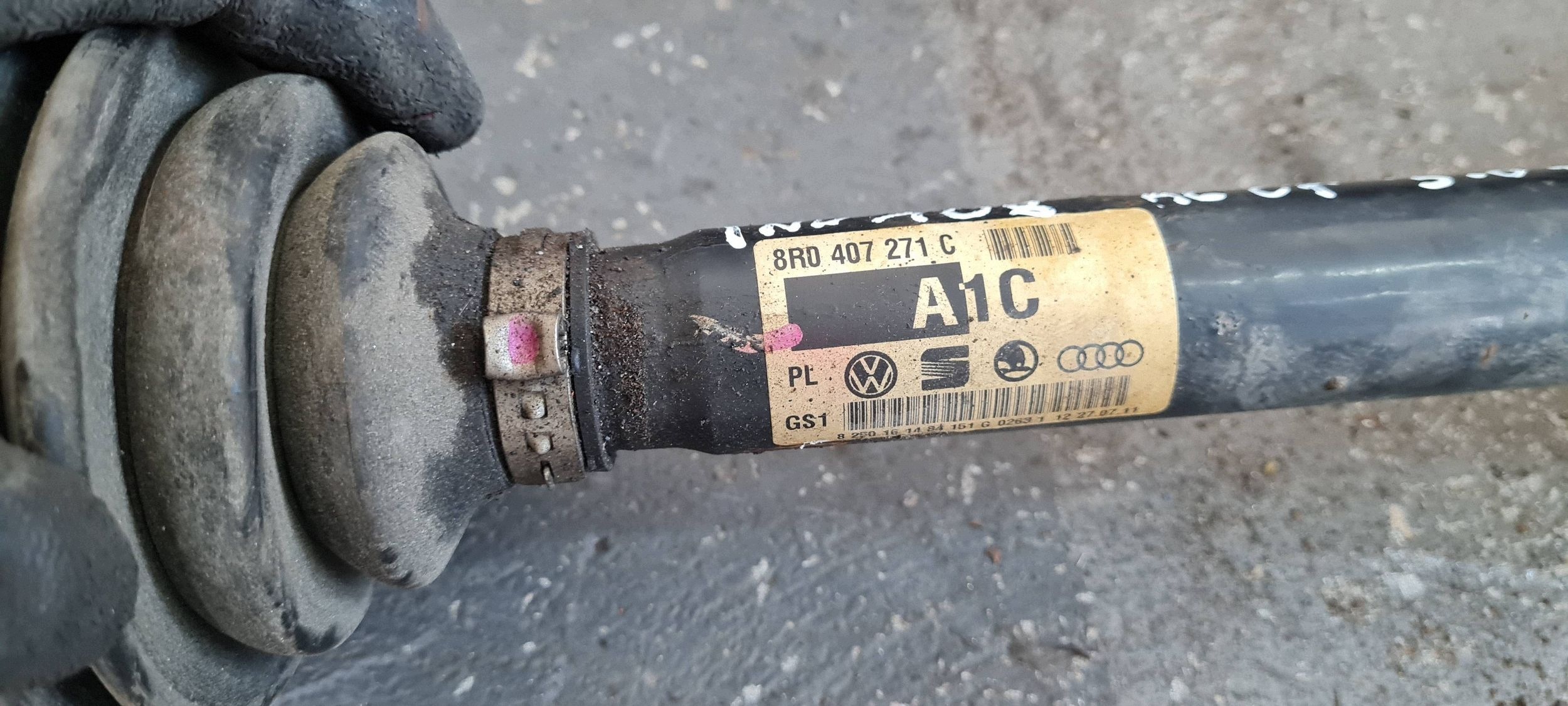 A6 C7 4G semi-axis left right front 3.0 2.0 TDI 8R0407271C A4 B8 A5 Q5 8R