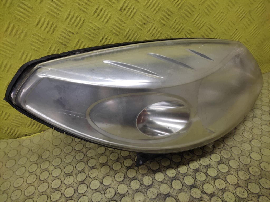 DACIA SANDERO REFLEKTOR light right front