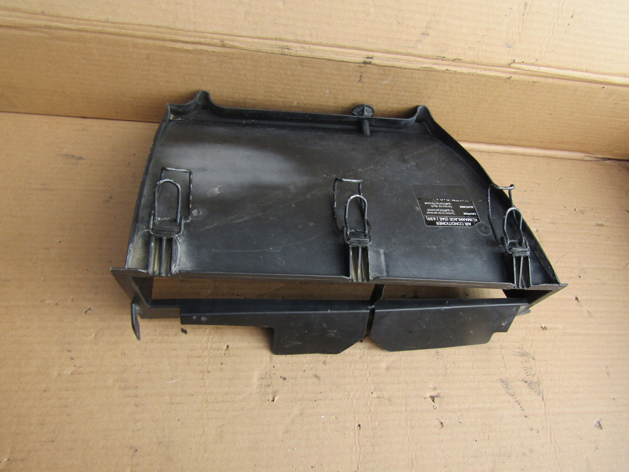 2 MERCEDES W203 OBUDOWA OSLONA FILTRA KABINY