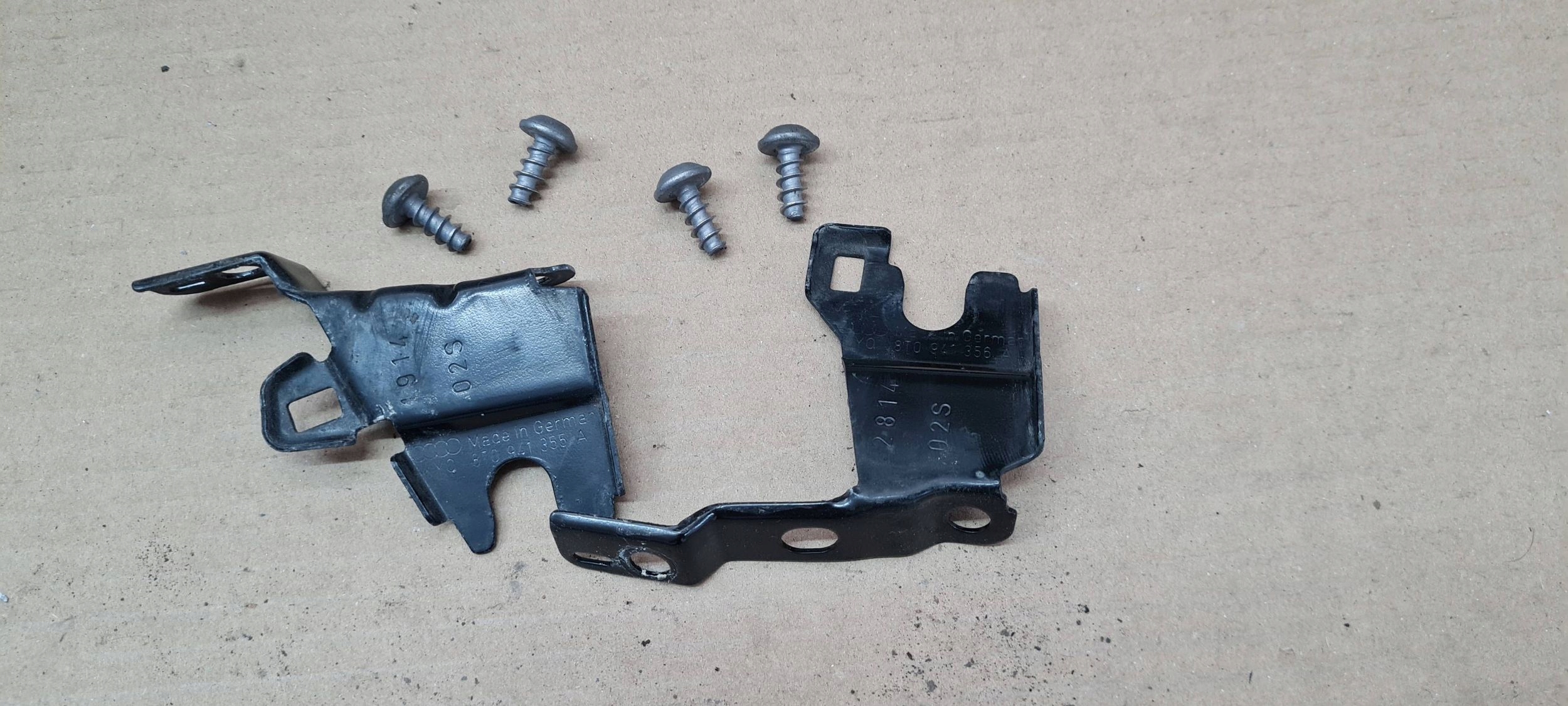 A5 8T LIFT bracket holder lights supports left right KOMPLET A4 B8