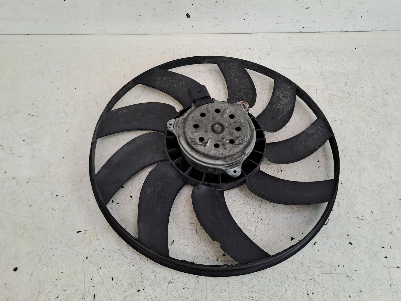 ventilátor chladiče Audi A6 C7 3,0 TDI