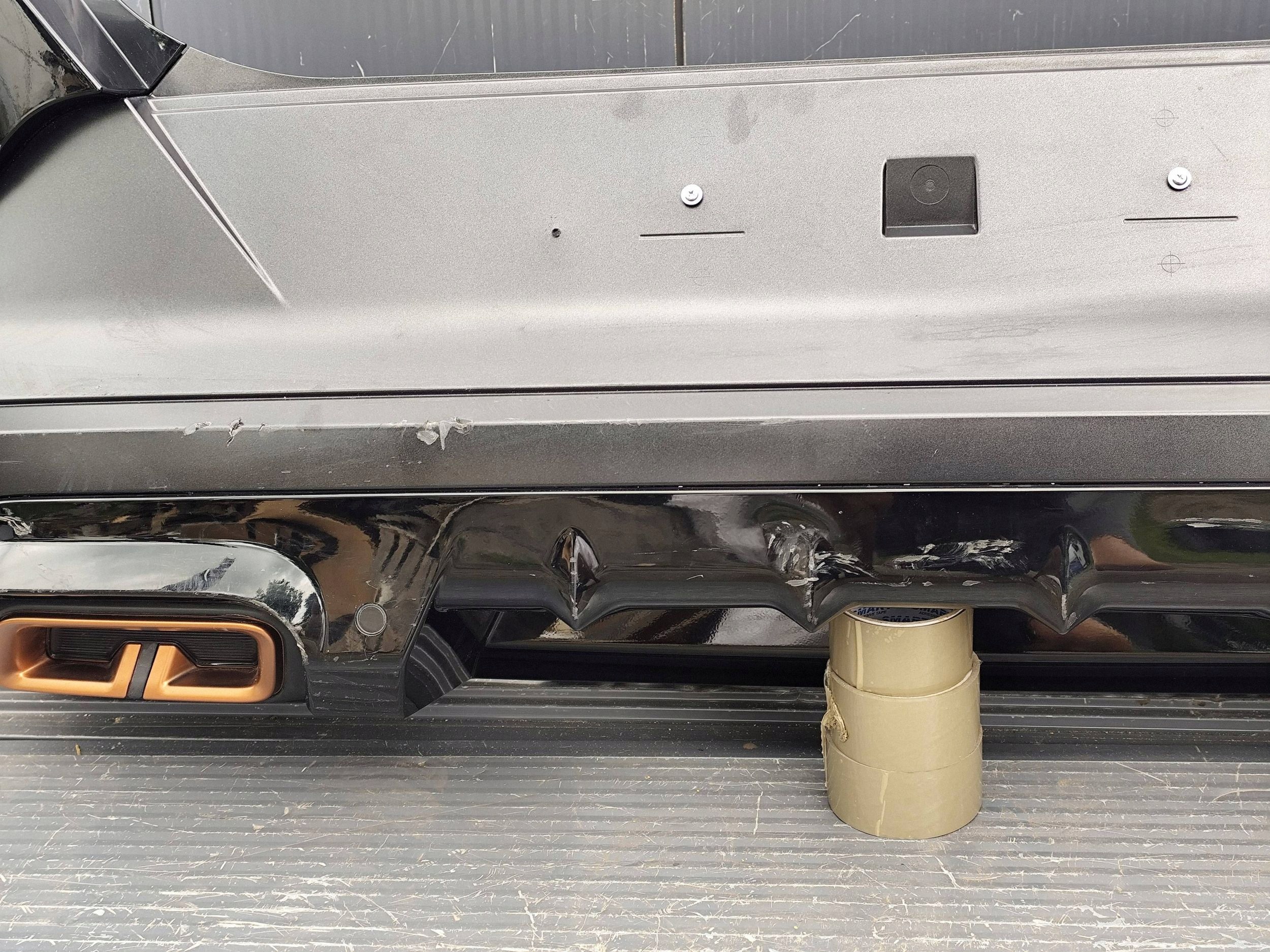 CUPRA FORMENTOR bumper rear 6xPDC complete DEMONTAZ