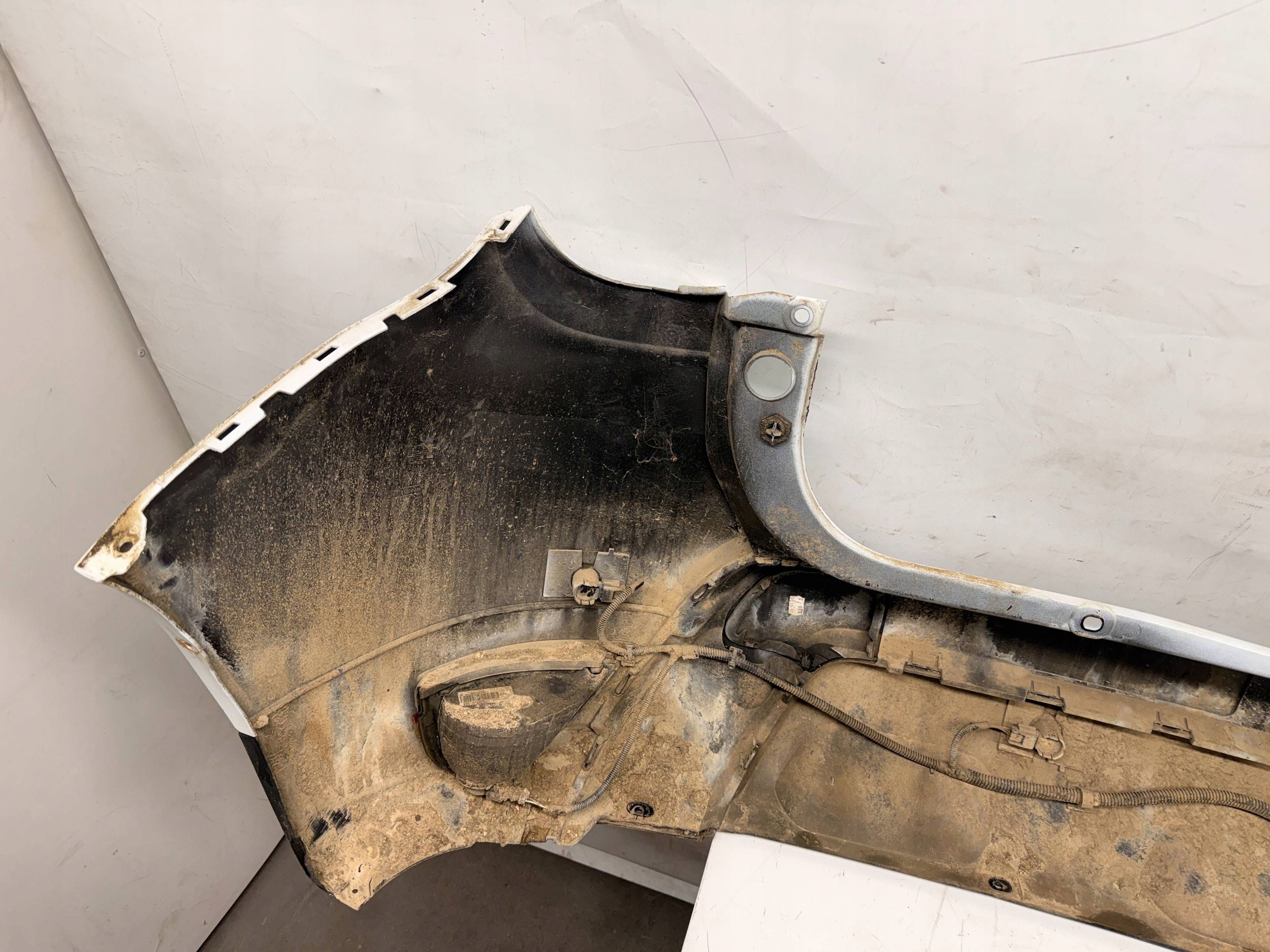 Dacia Duster II bumper rear part rear 4x PDC DV369