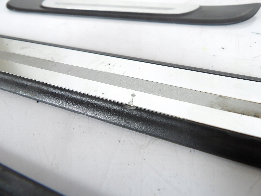 AUDI A3 8V HATCHBACK mouldings threshold S-LINE 8V4853491A