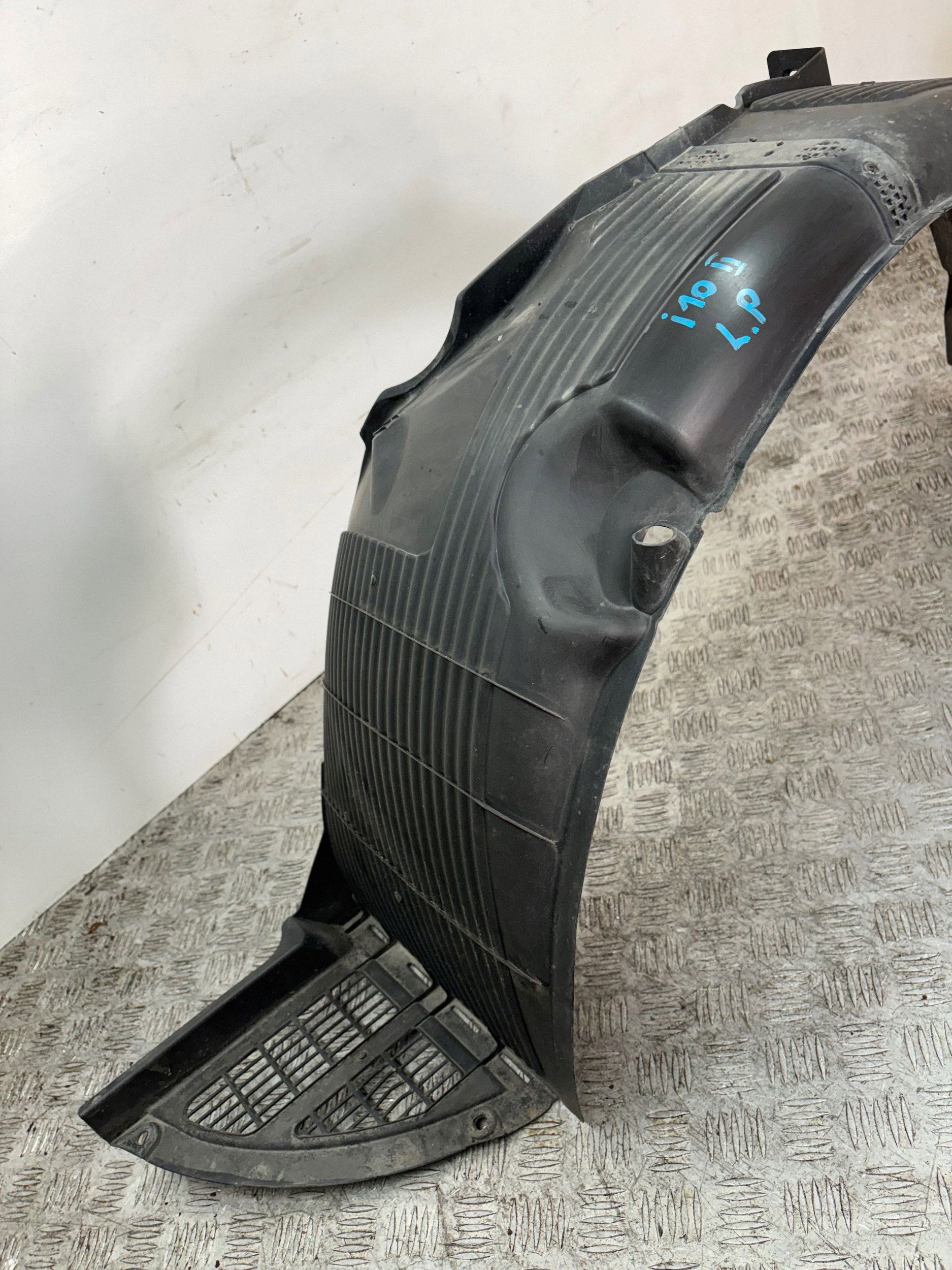 mudguard front front left HYUNDAI I10 II 86813B9000