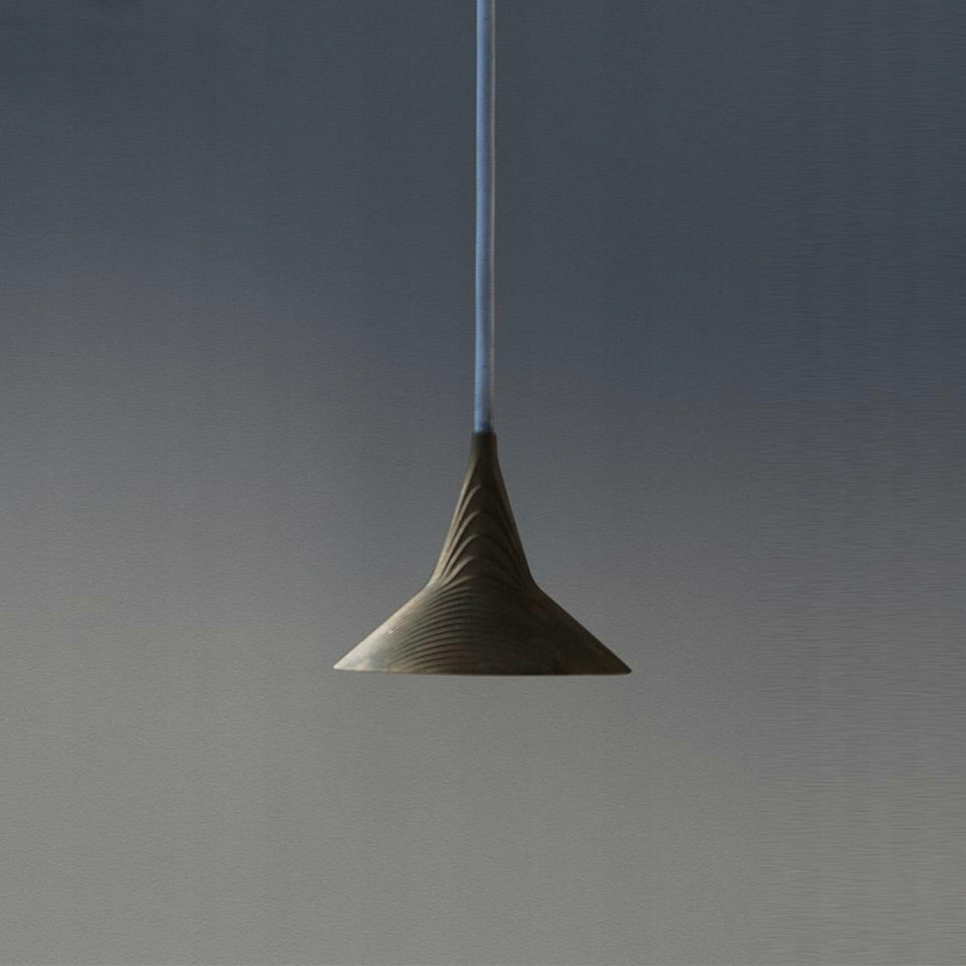 Artemide Unterlinden závesné Led svietidlo, mosadz, 2700K, 7,5W, dizajnové