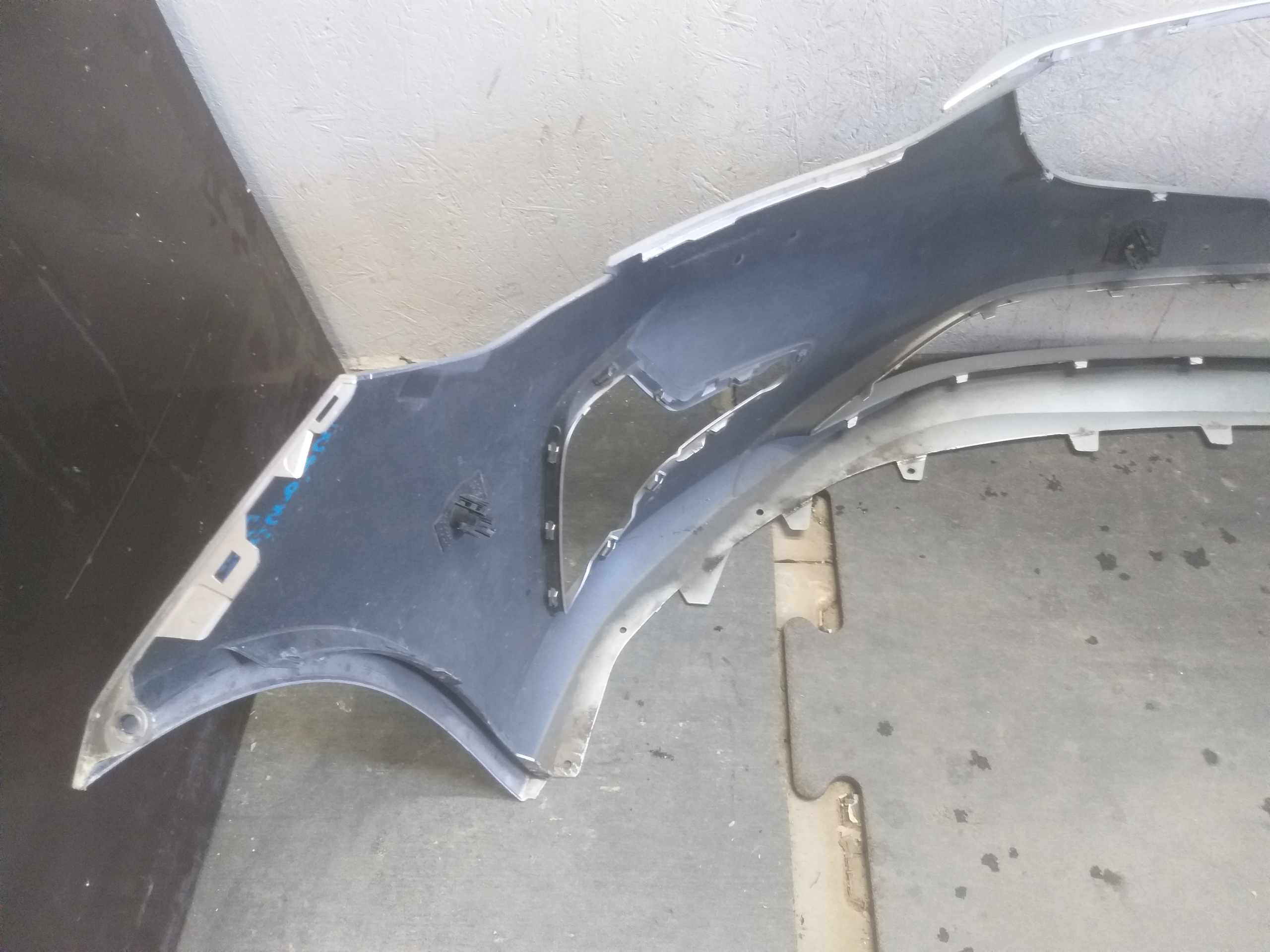 nárazník předek OPEL INSIGNIA B LIFT