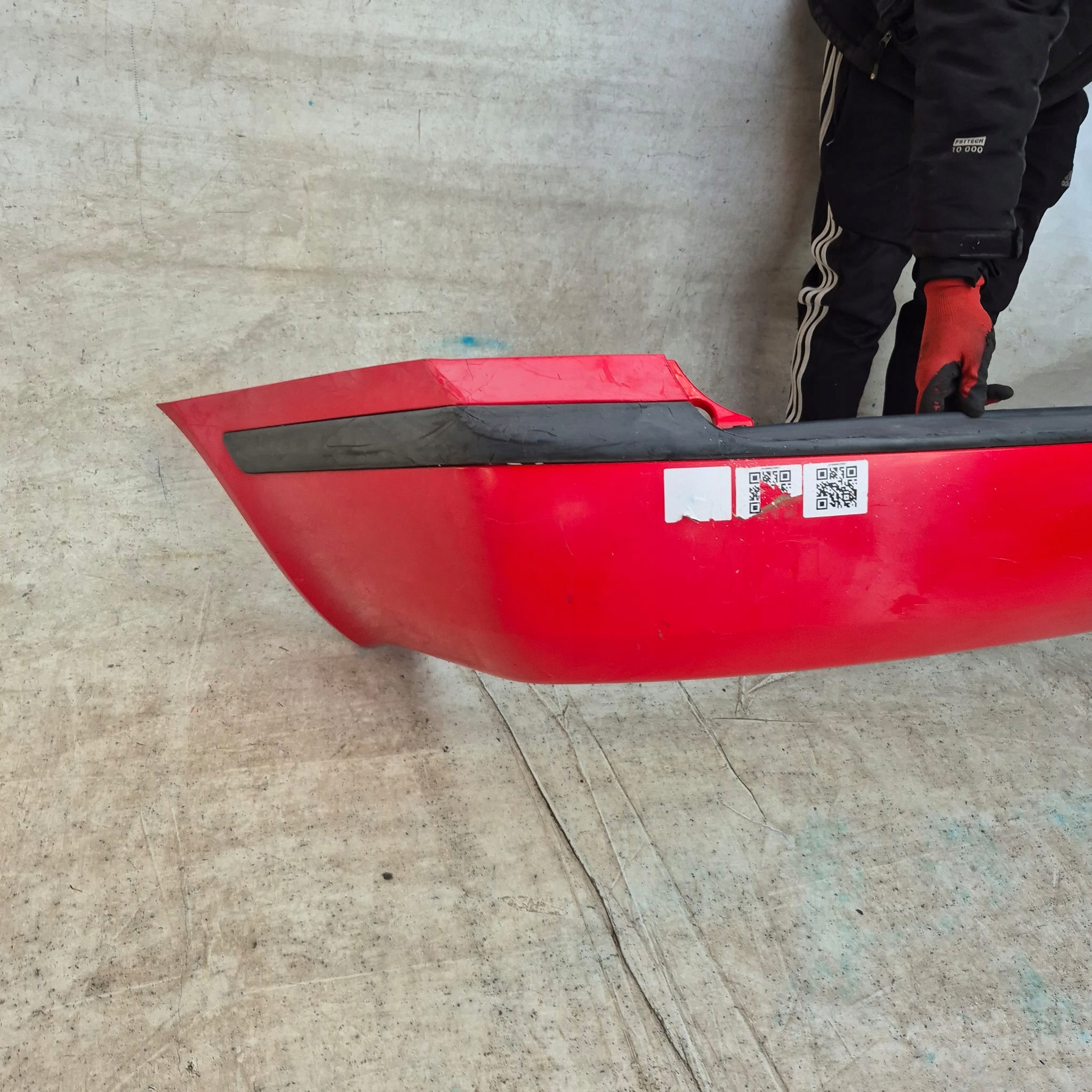 VOLVO XC60 and 1 LIFT 13-17 bumper front front washer PDC