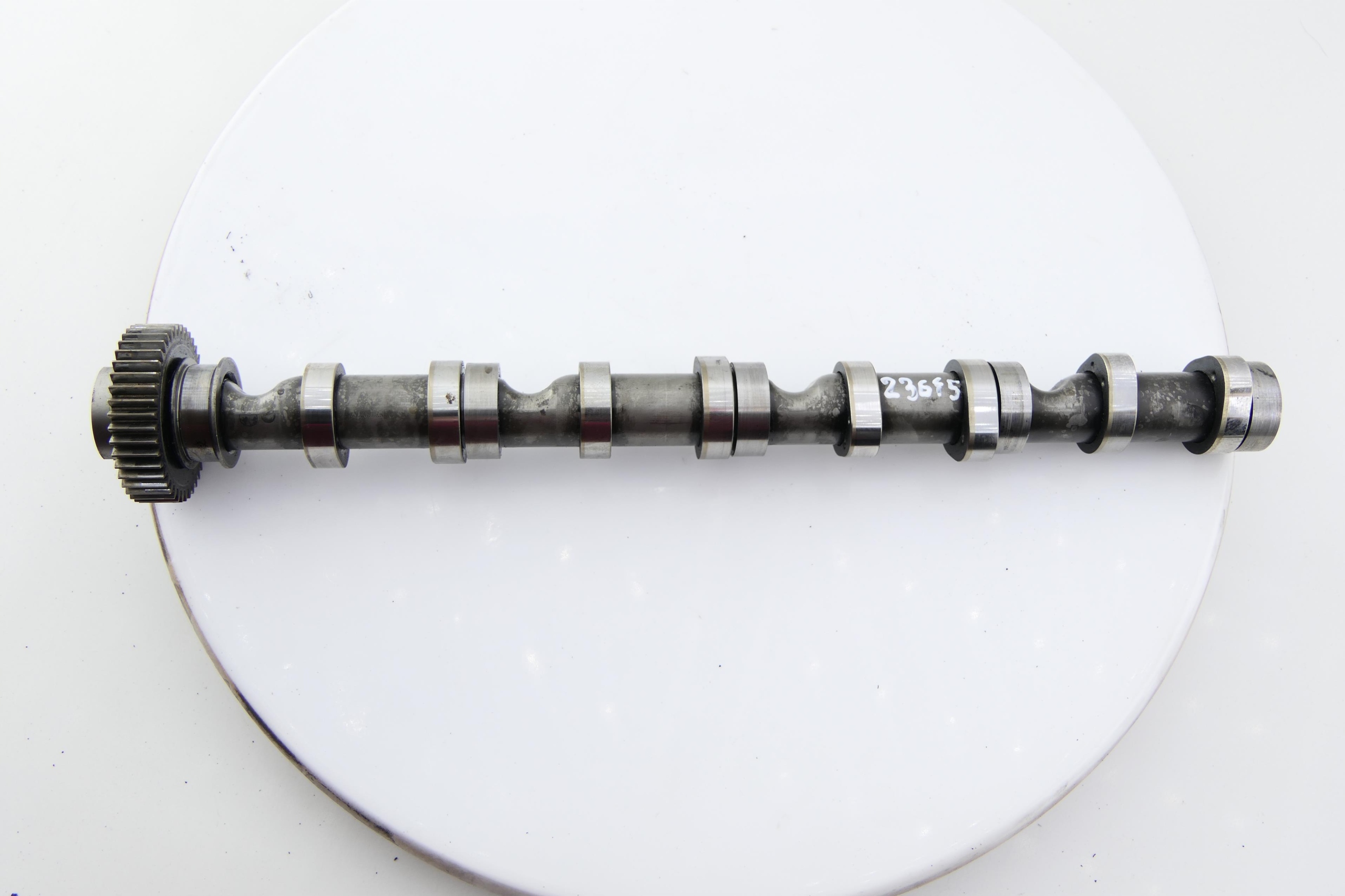 03L101 - Впускной распредвал AUDI A5 8T A4 B8 2.0 TDI CBA