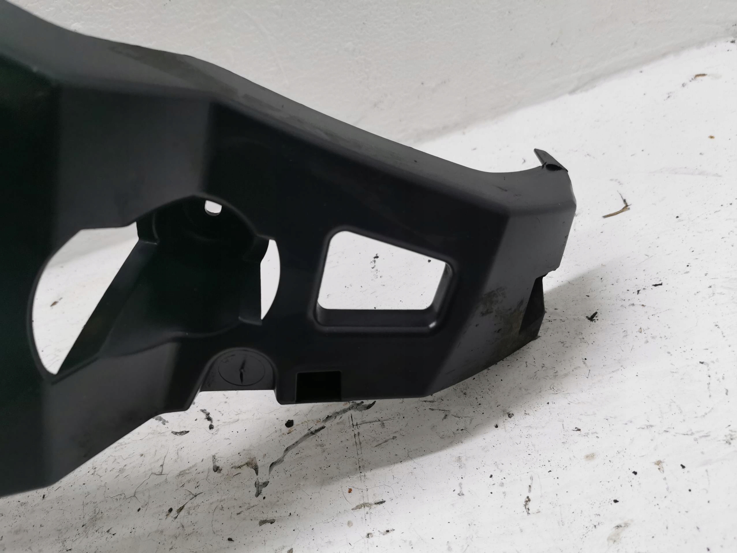 bumper bracket left rear part RENAULT MEGANE III 08-16