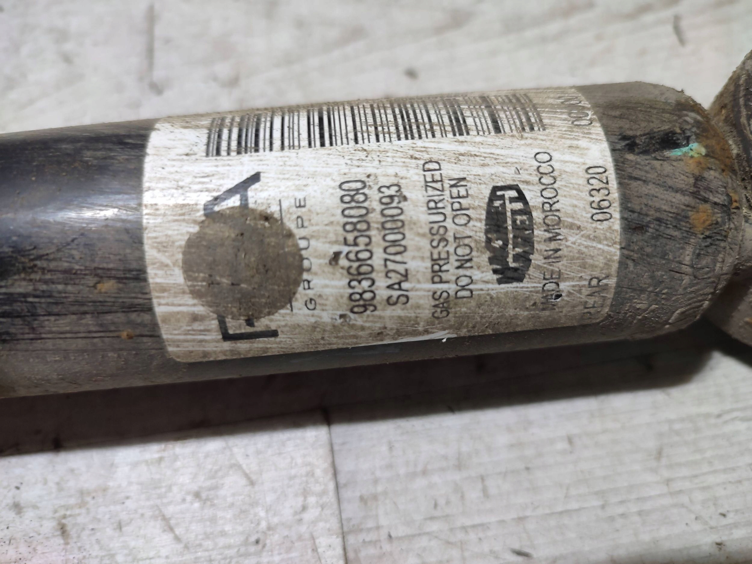 Peugeot 2008 II 2020 rear part side left shock absorber rear rear part