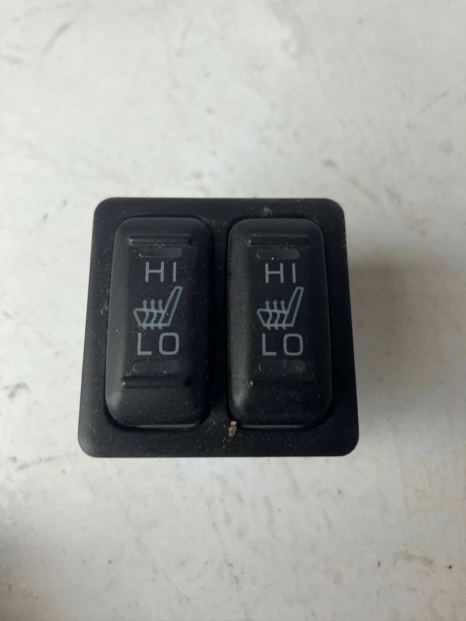 switch GRZANIA seats MITSUBISHI ECLIPSE CROSS 1A301C12