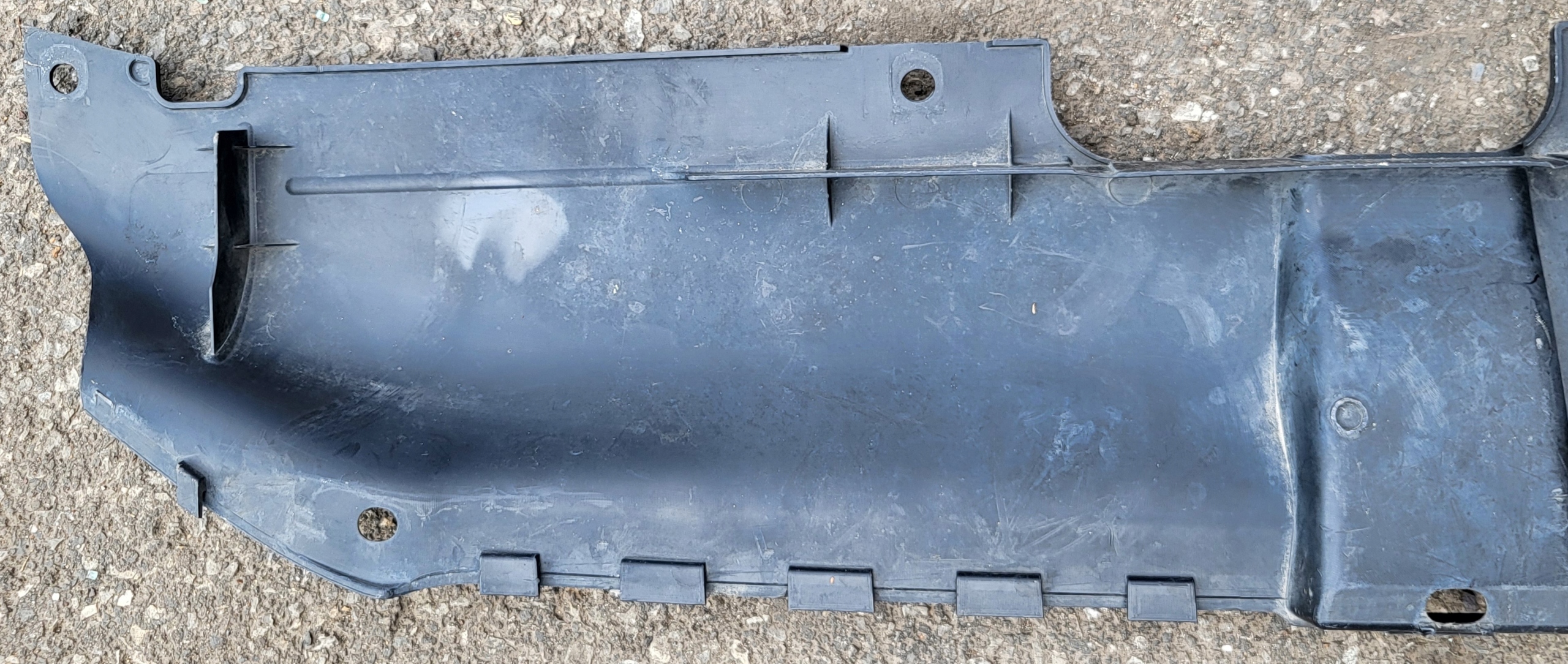 kryt obal stěny předního Horn AUDI A4 B8 8K 8K0807081 OE EU