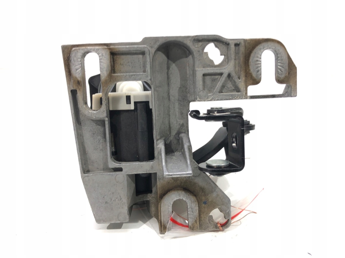 DOCIĄG KLAPY AUDI A8 D4 SEDAN 09-18 Jakość części (zgodnie z GVO) O - oryginał z logo producenta pojazdu (OE)