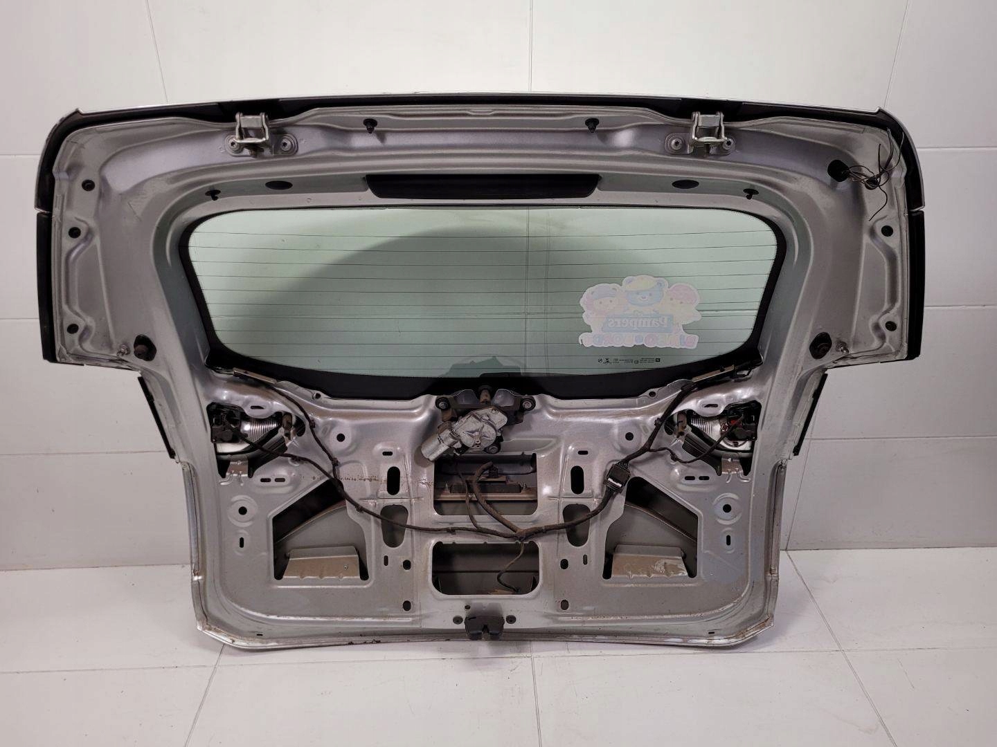 rear trunk door boot Opel Crossland X 2019