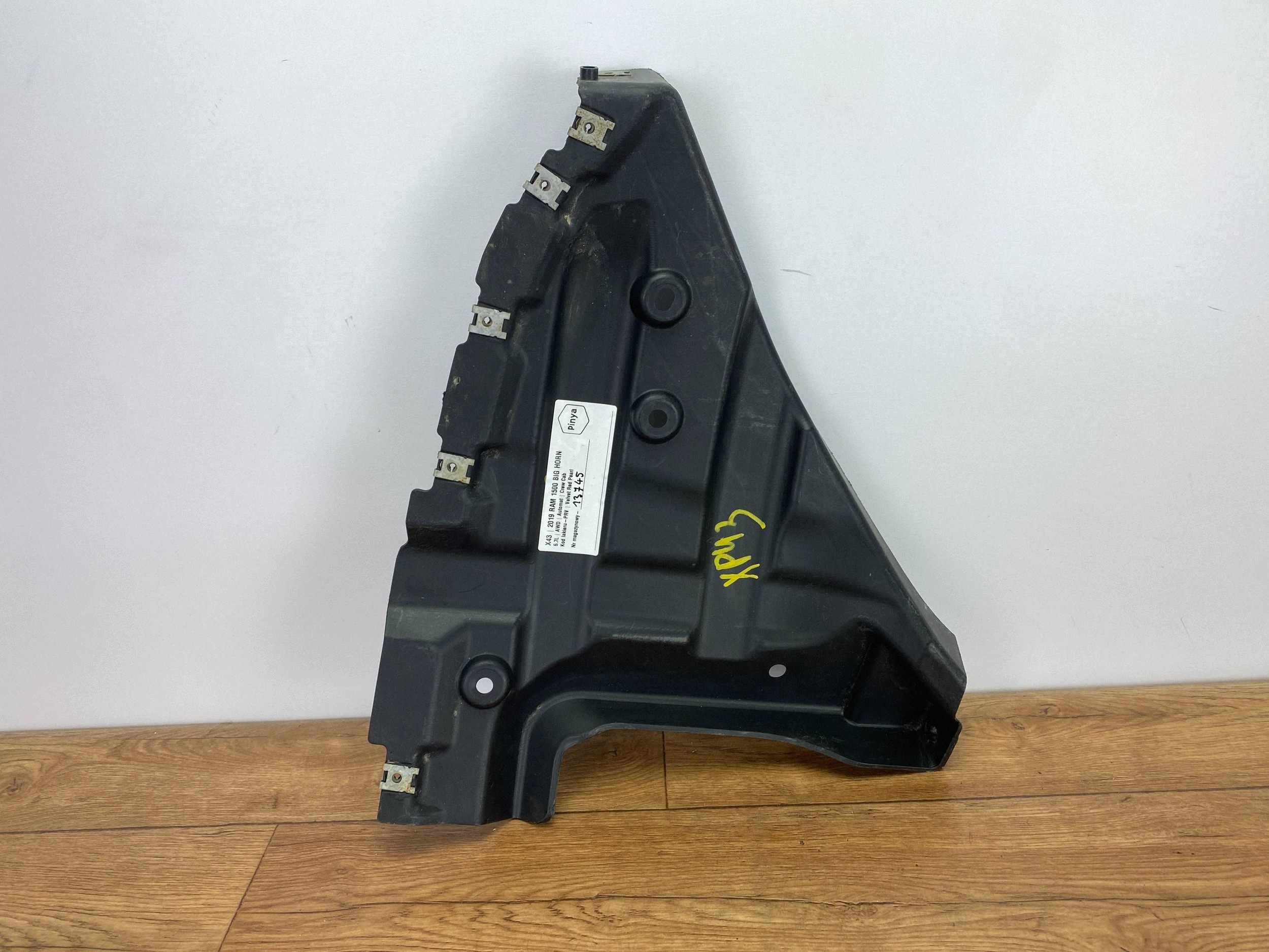 mudguard rear. left Ram 1500 DT 2019+