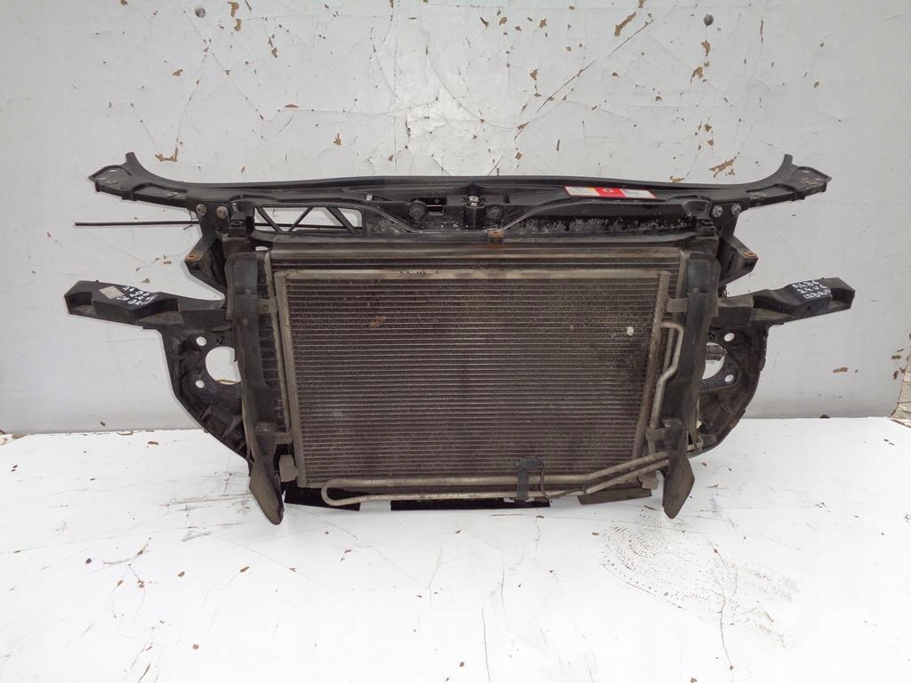 WZMOCNIENIE CHŁODNICE PAS AUDI A4 B6 CABRIO 2.4 V6