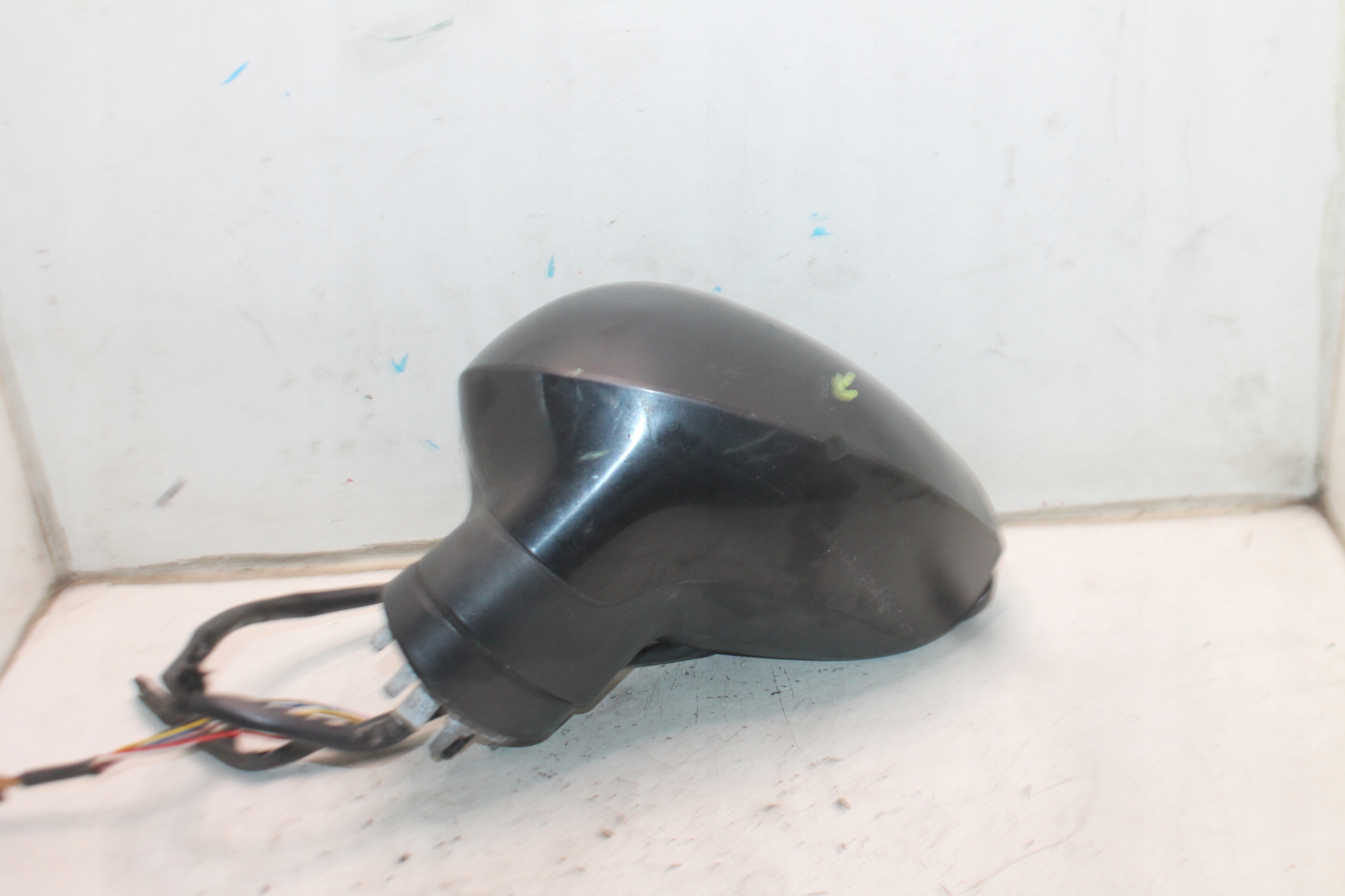 Spiegel links 8PIN SEAT EXEO der Räder. LC9Z 08-13 ANGLIK